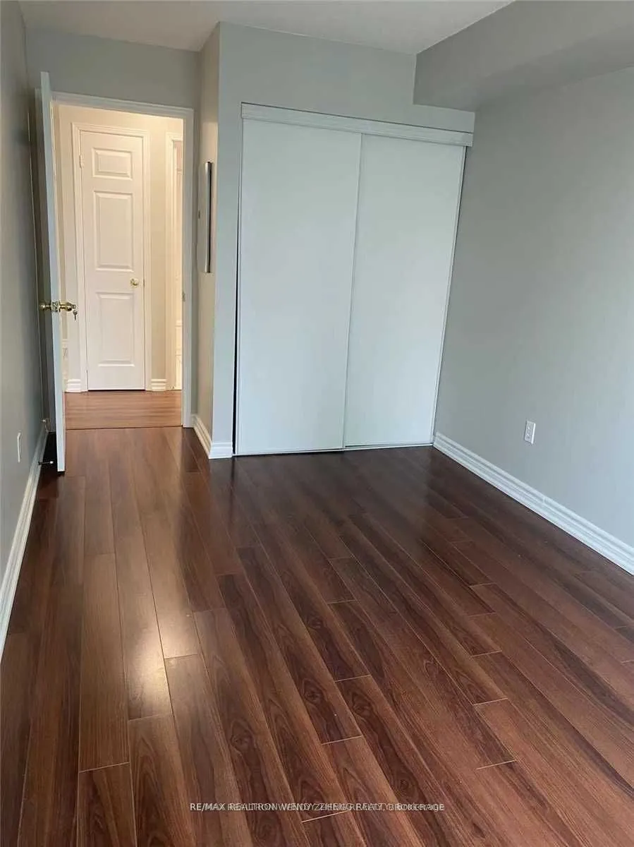 39 Pemberton Avenue, #1002