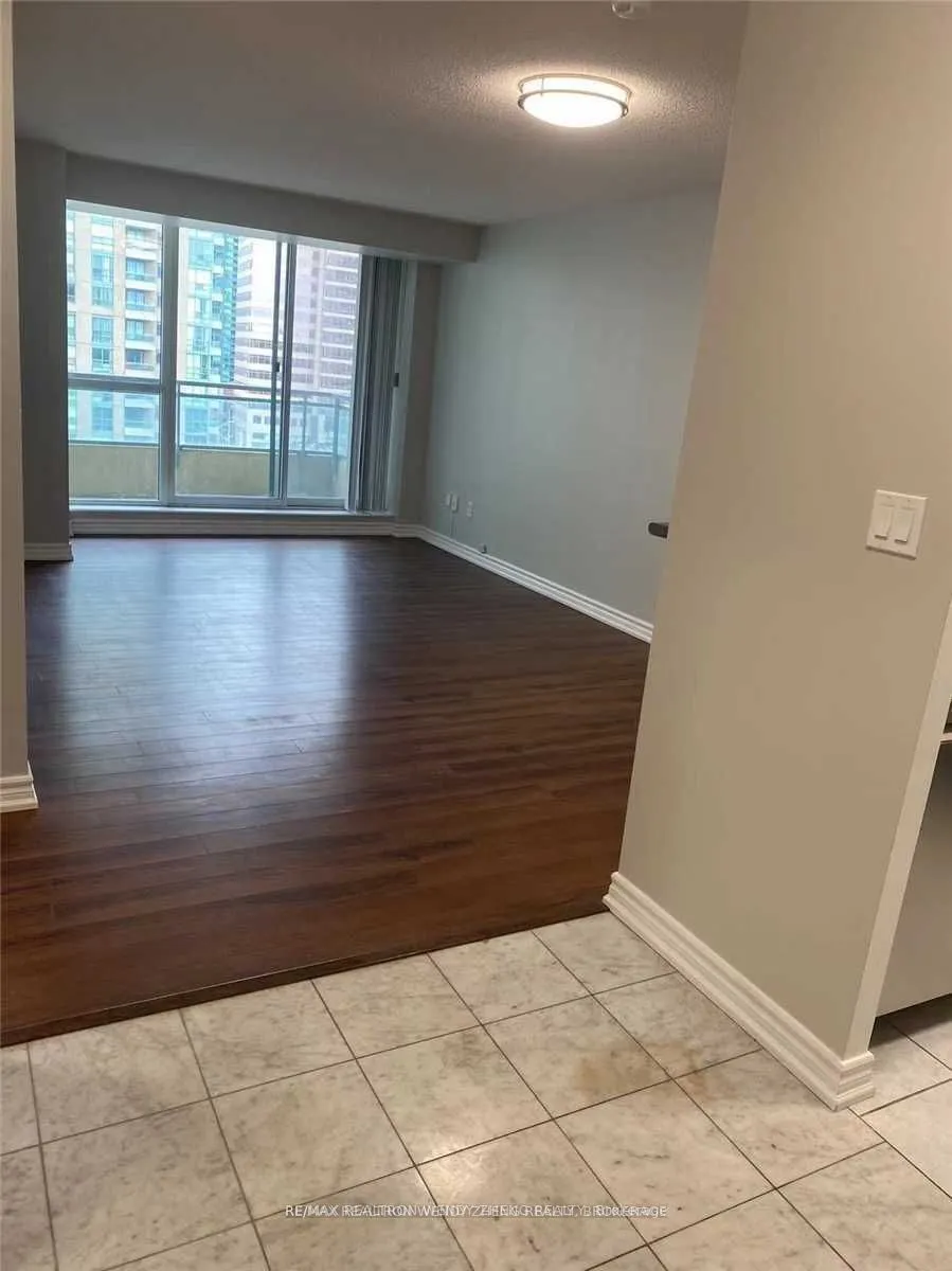 39 Pemberton Avenue, #1002