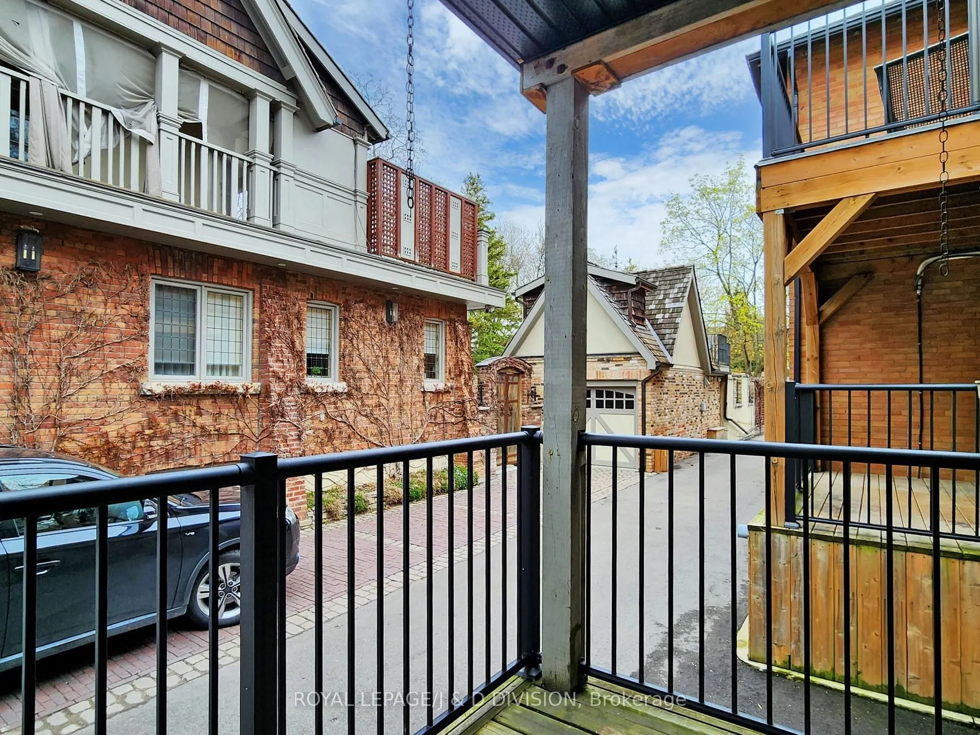 17 Humewood Drive, #2