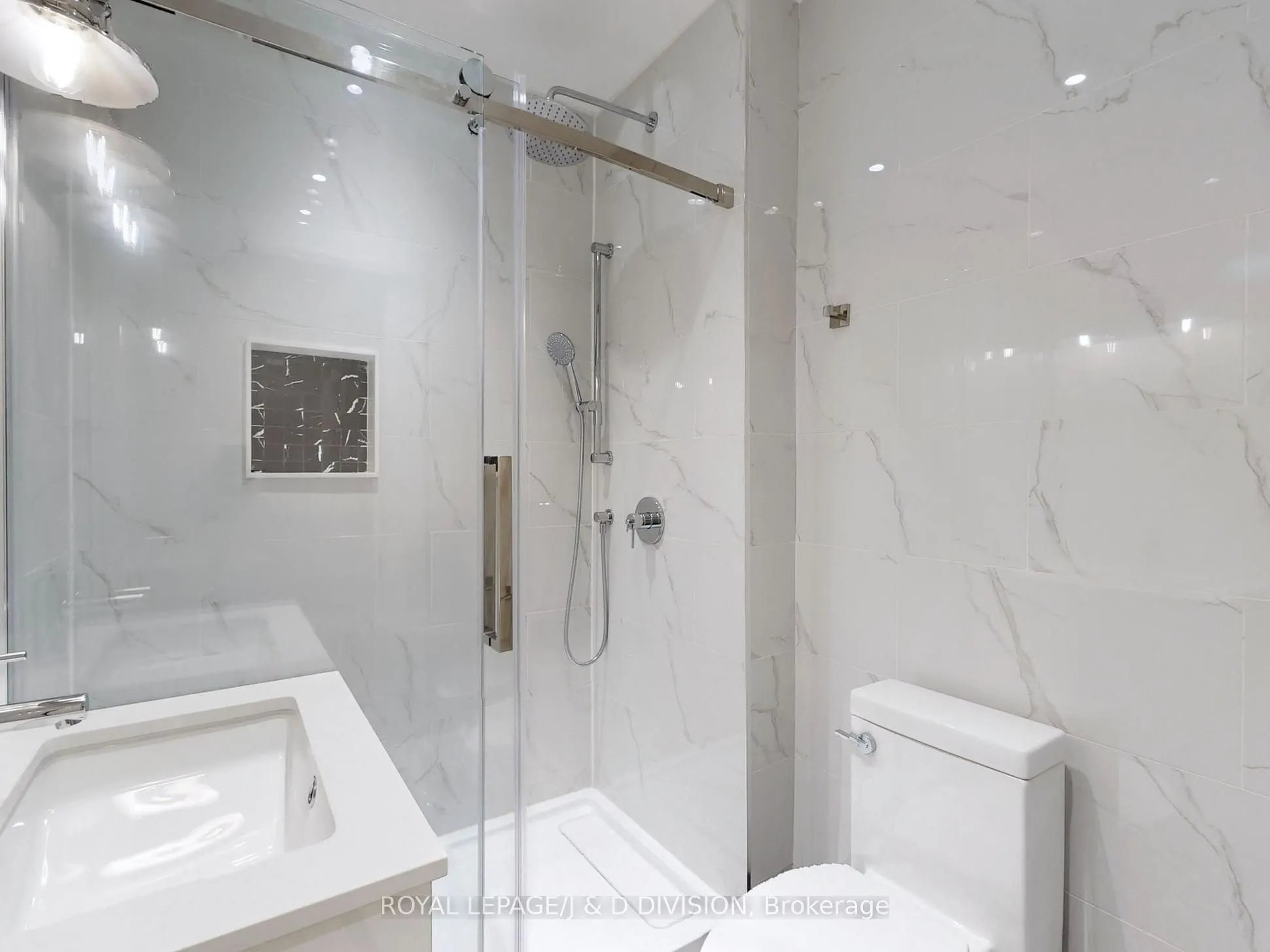 17 Humewood Drive, #2