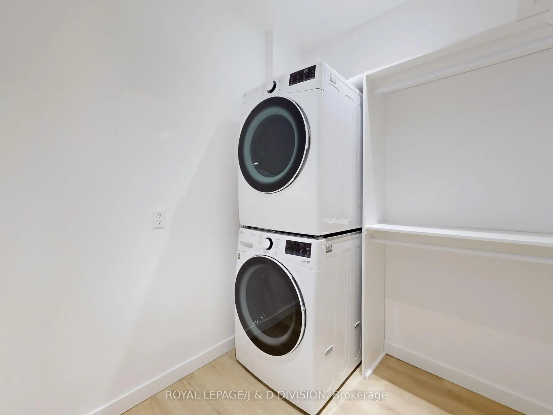 17 Humewood Drive, #2