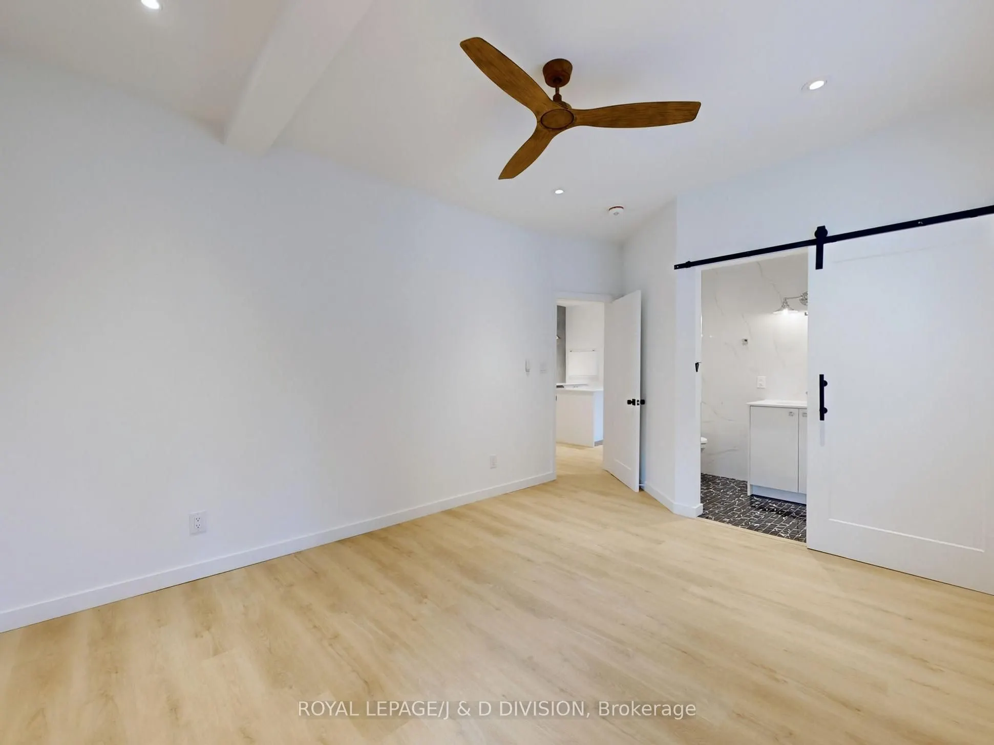 17 Humewood Drive, #2