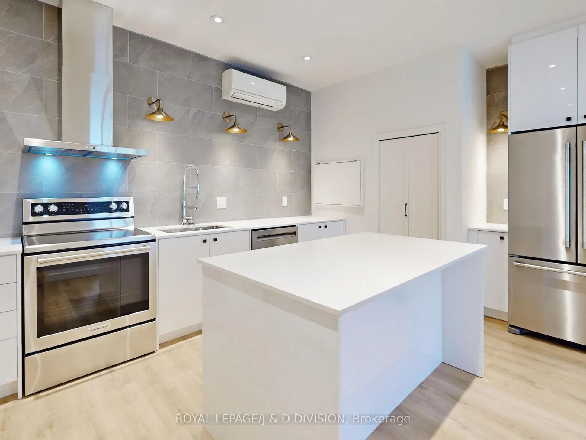 17 Humewood Drive, #2