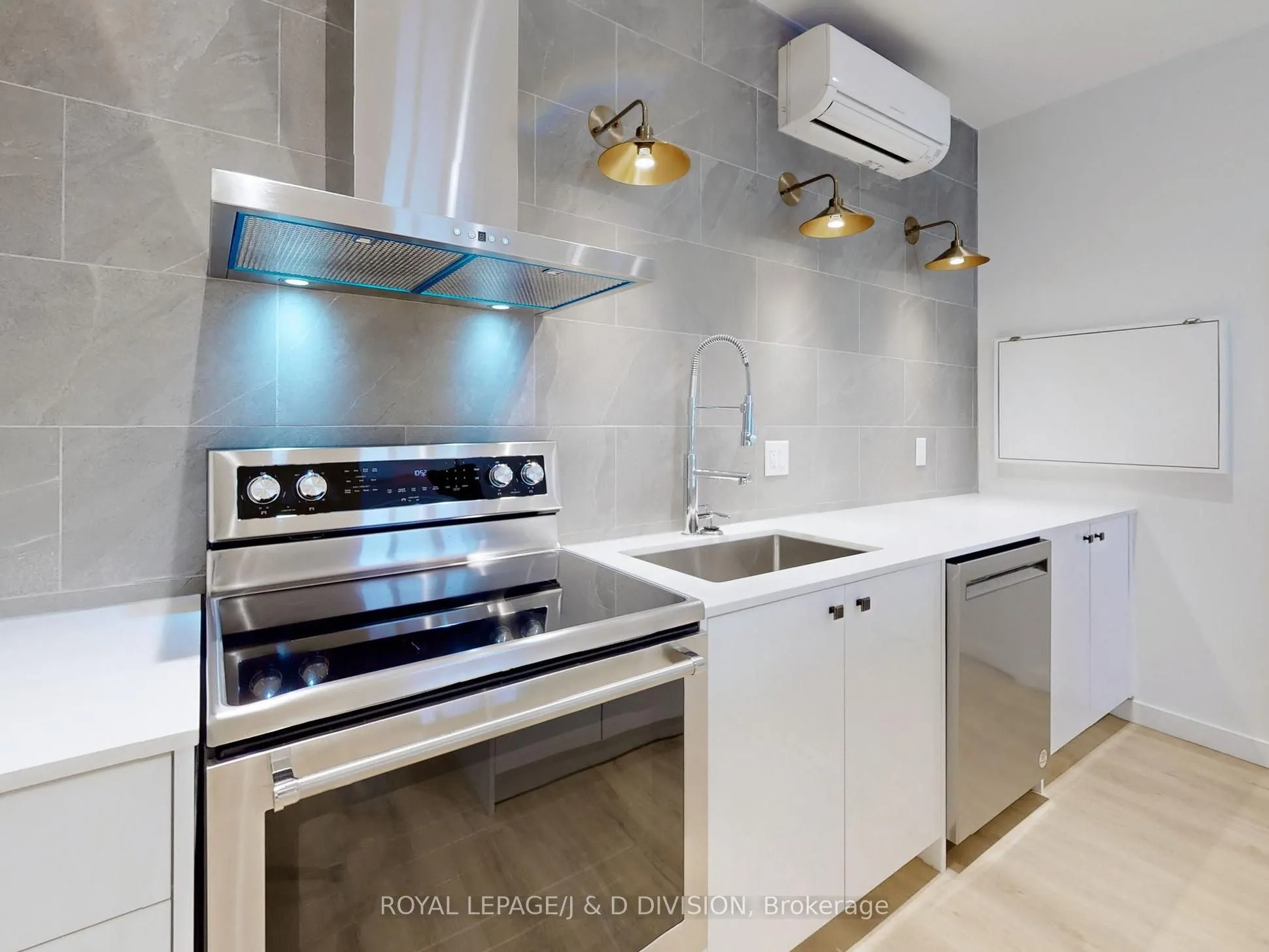 17 Humewood Drive, #2