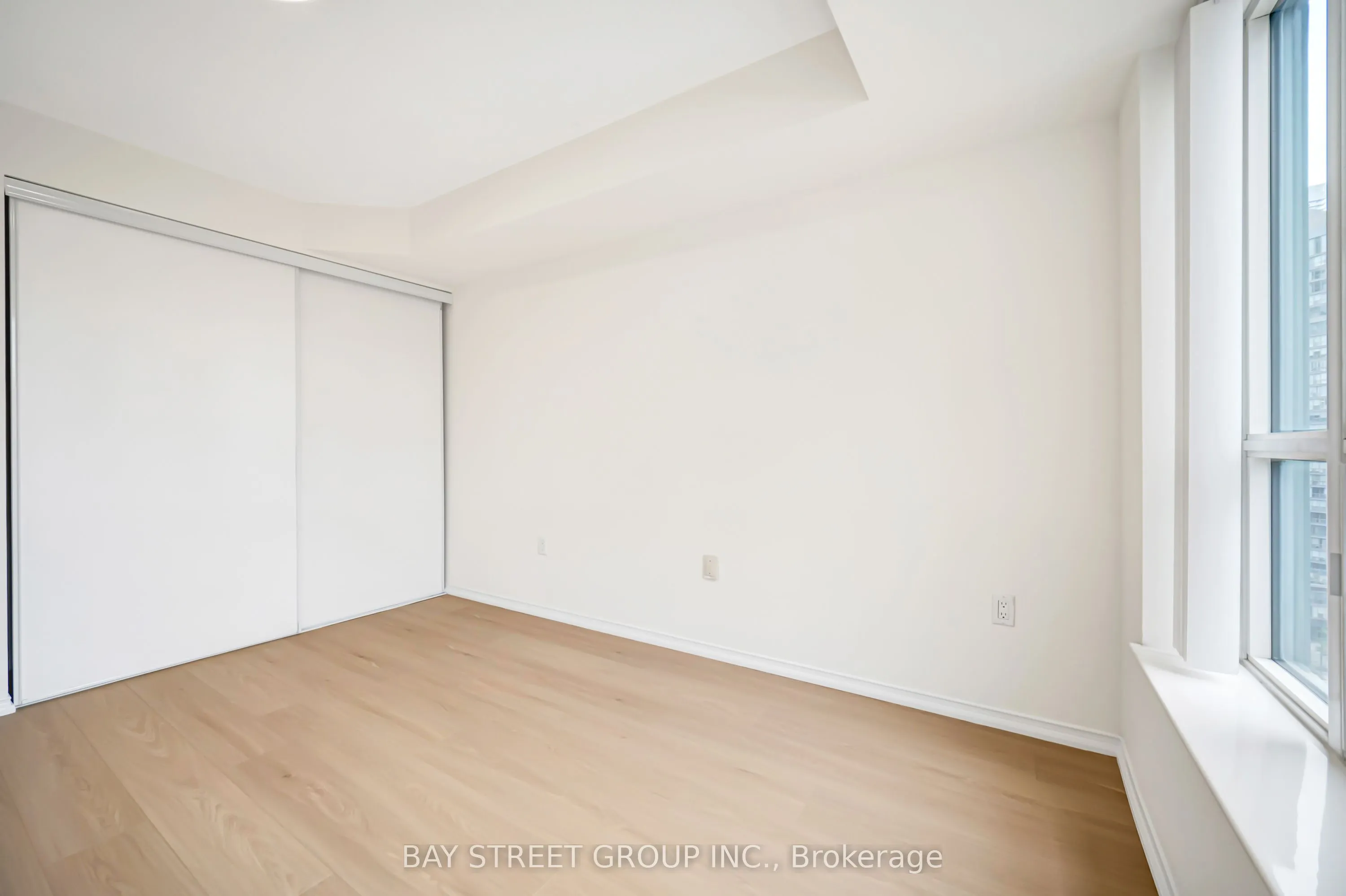 889 Bay Street