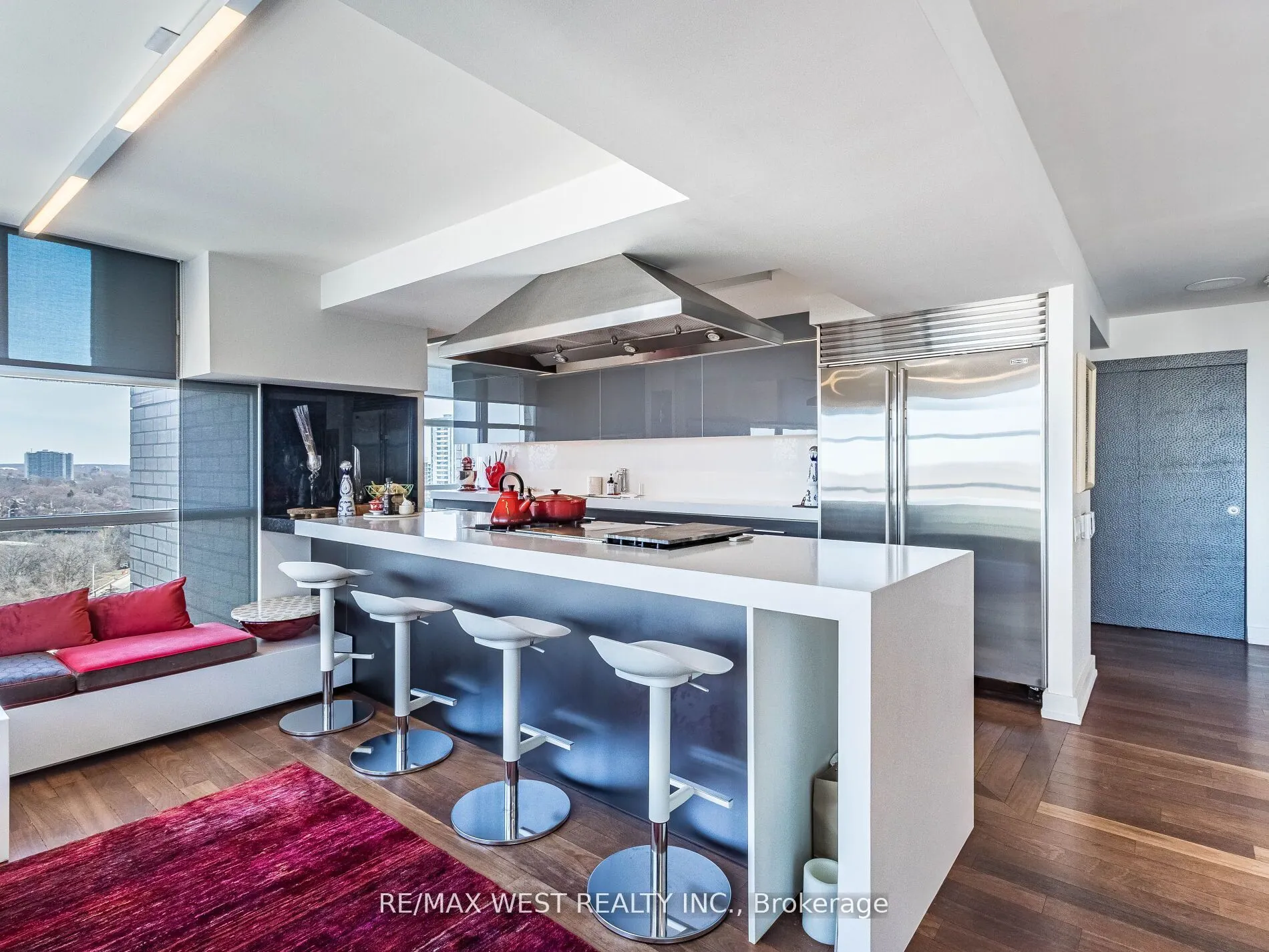 409 Bloor Street E, #Ph2