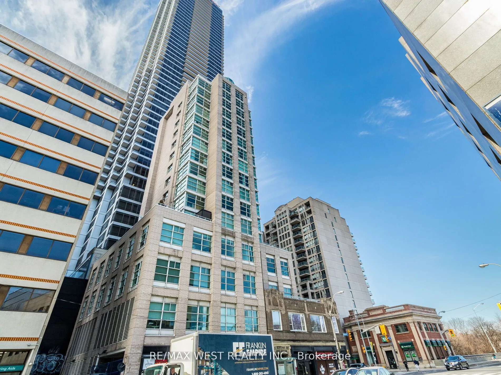 409 Bloor Street E, #Ph2