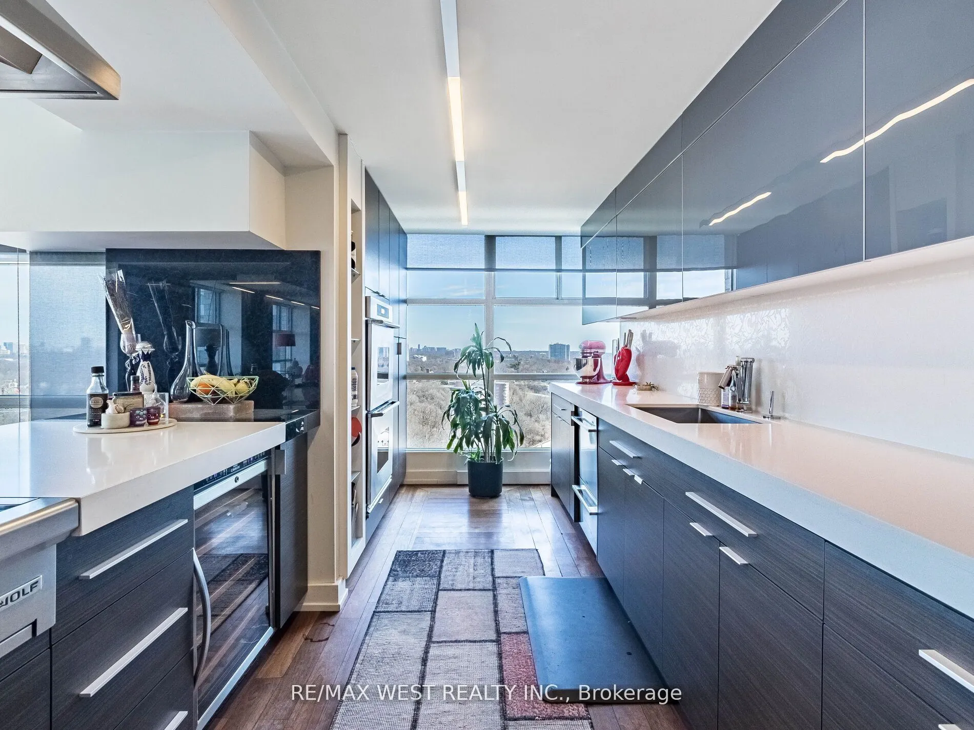 409 Bloor Street E, #Ph2