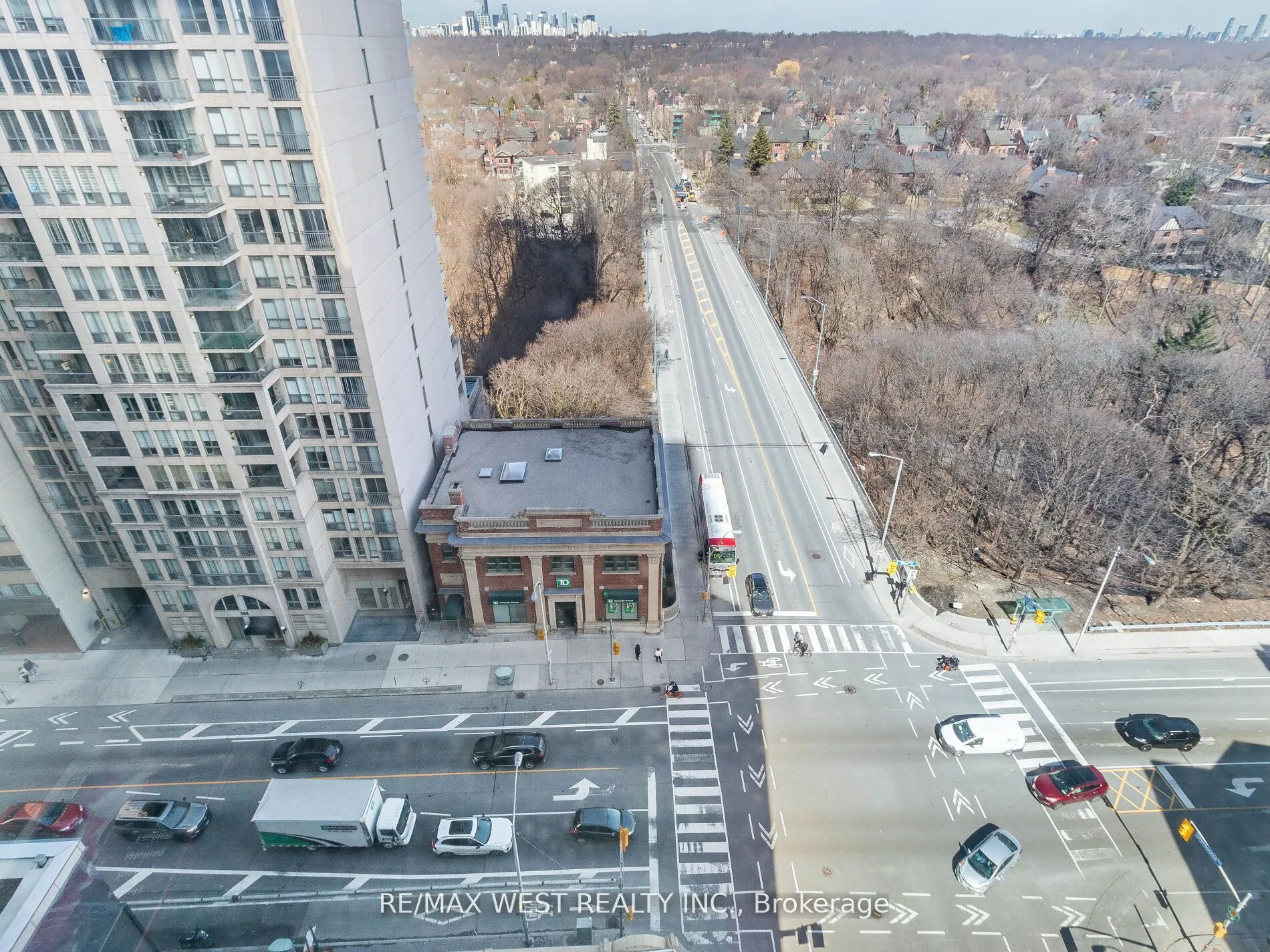 409 Bloor Street E, #Ph2