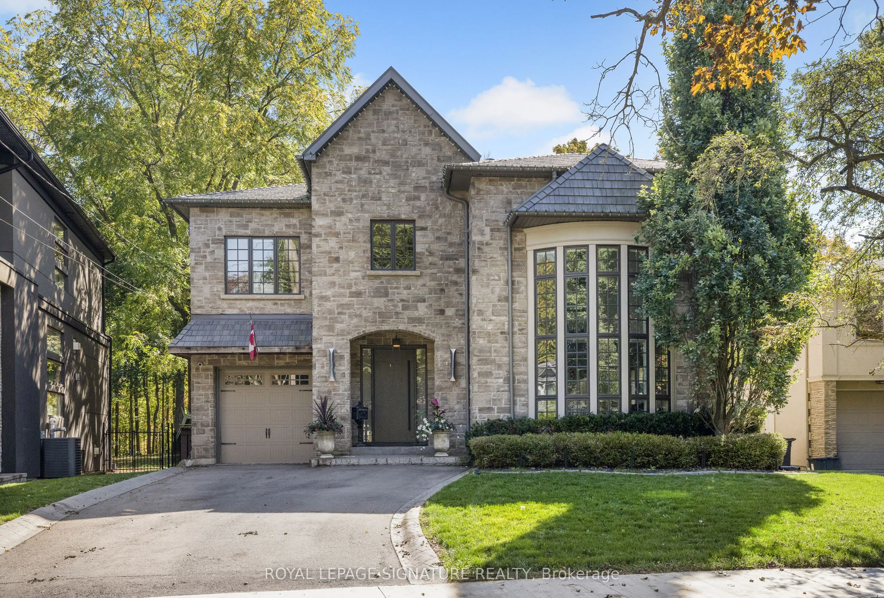 44 Crossburn Drive