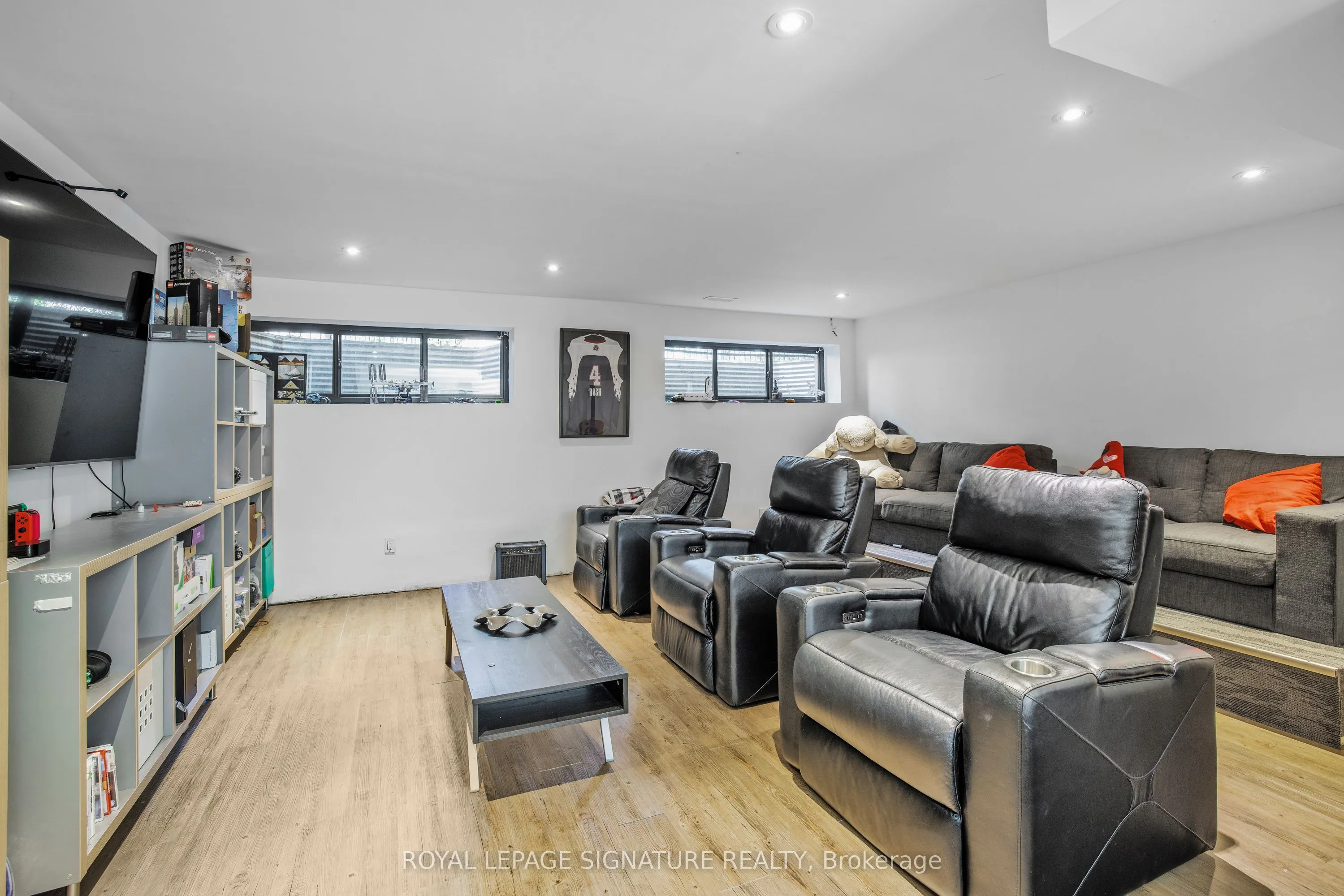44 Crossburn Drive