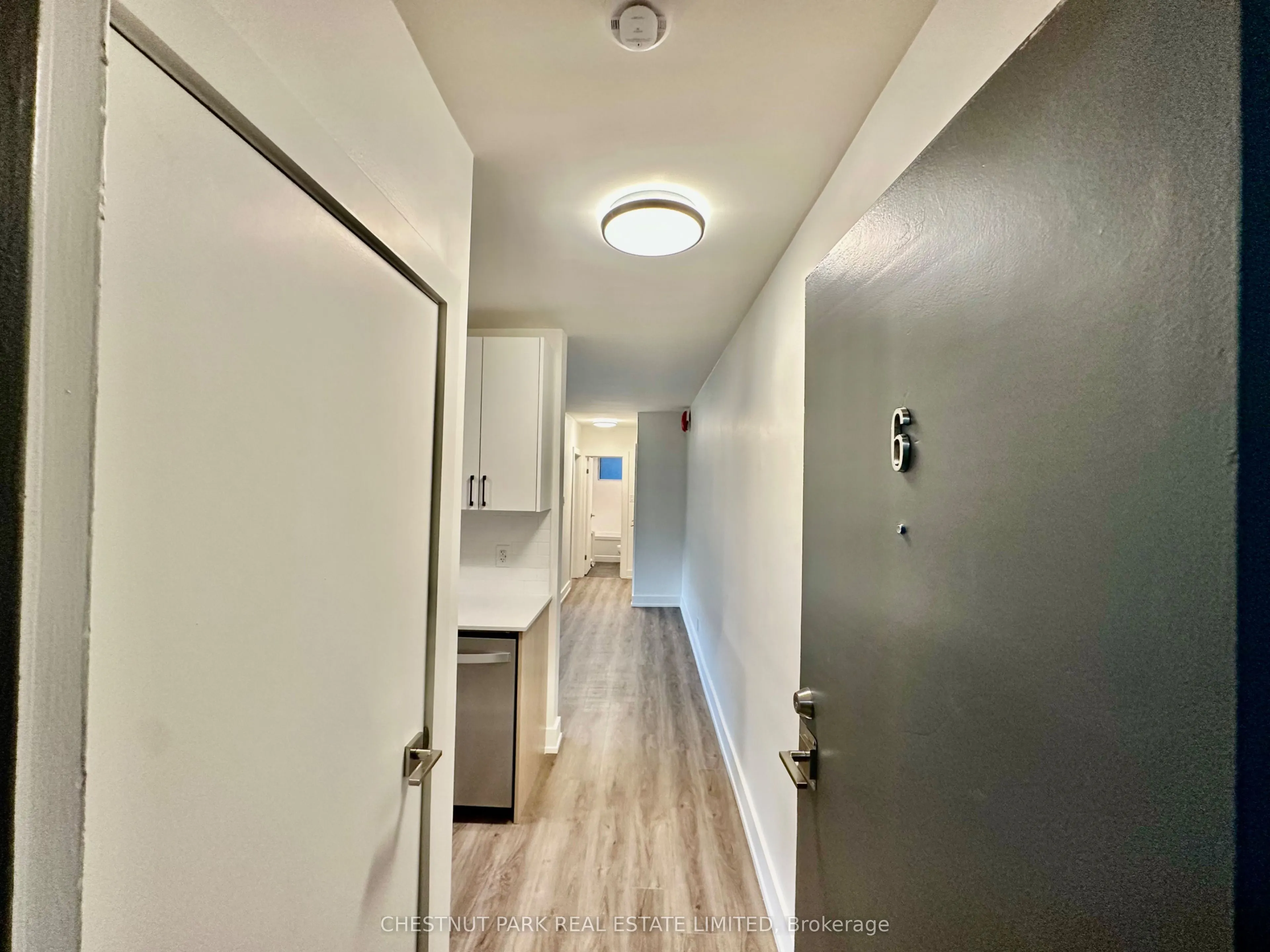 11 Wingreen Court, #6