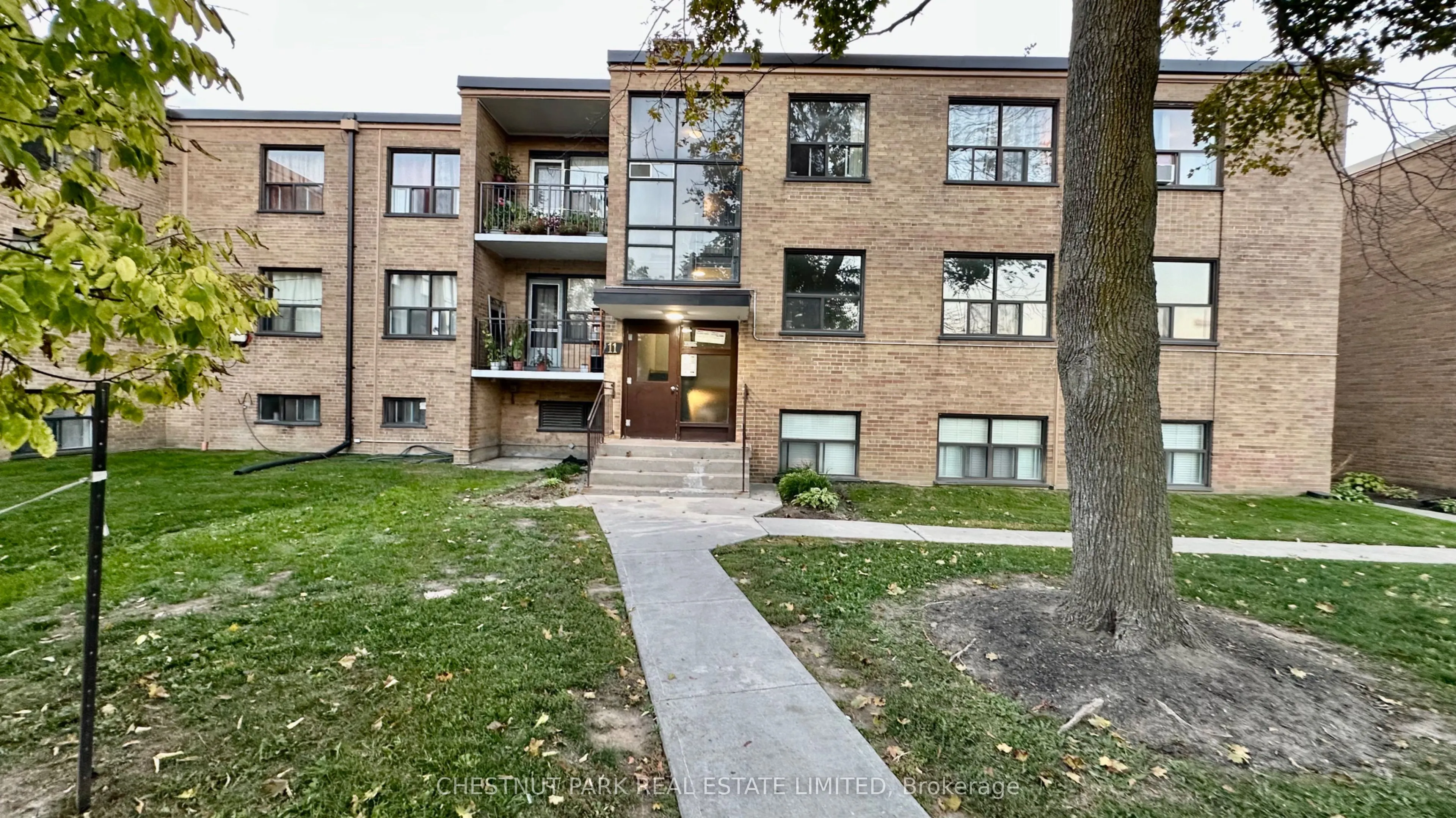 11 Wingreen Court, #6