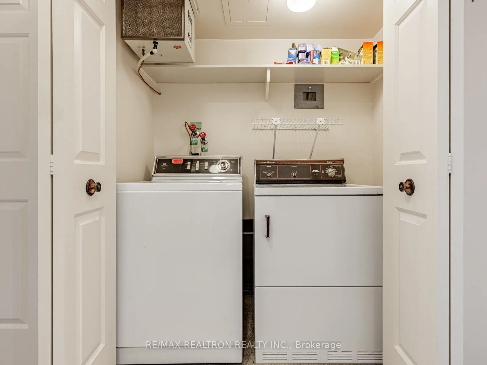 5444 Yonge Street, #703