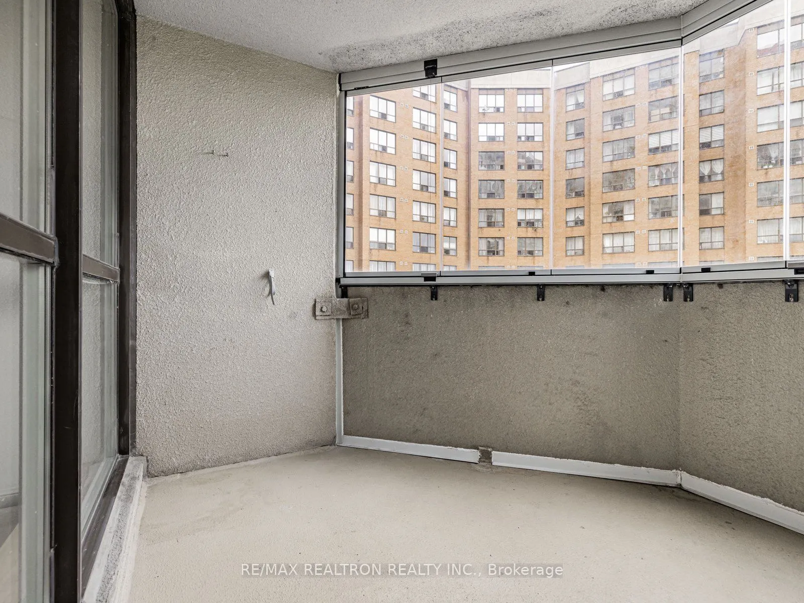 5444 Yonge Street, #703
