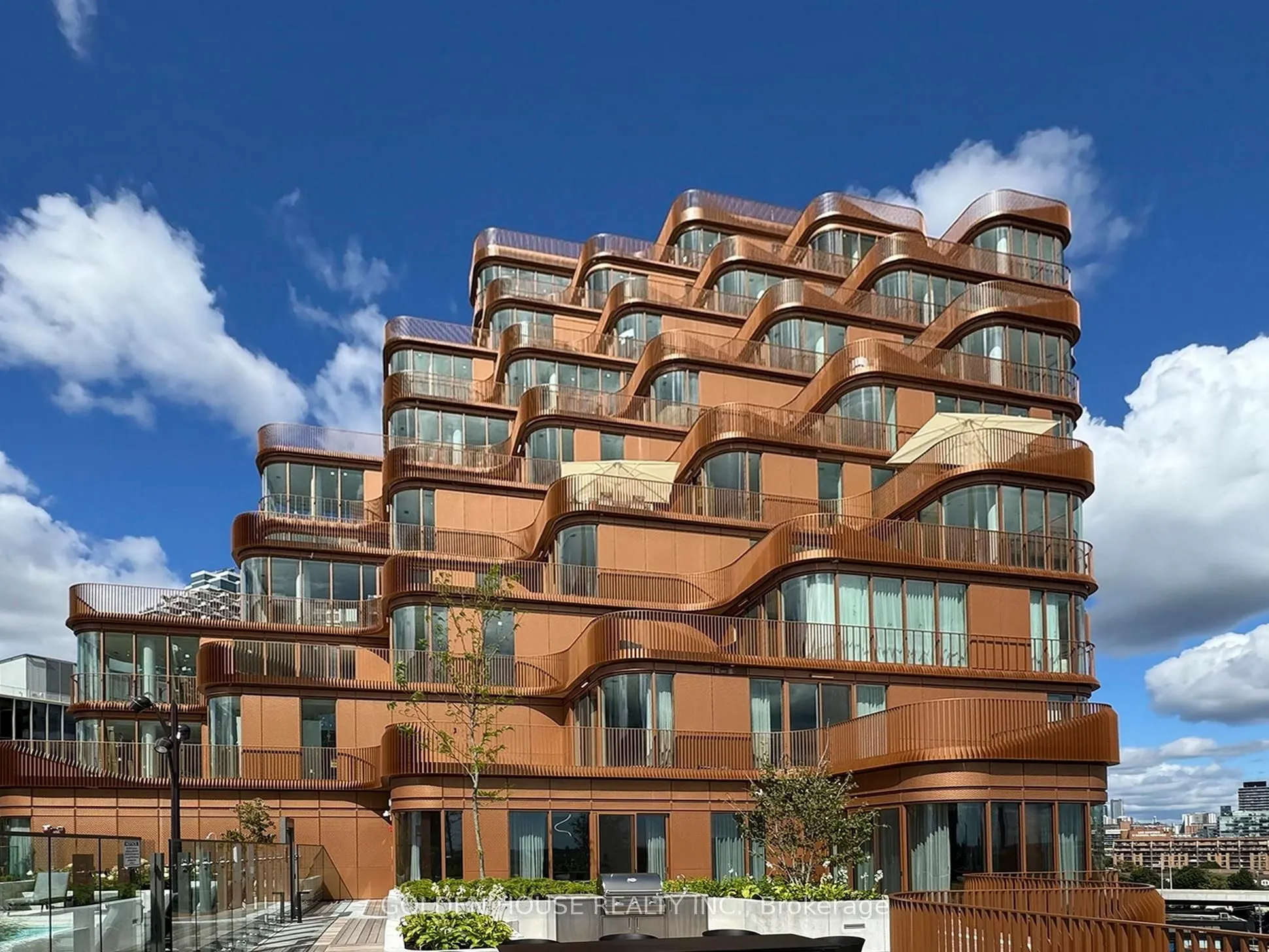 155 Merchants' Wharf, #1222