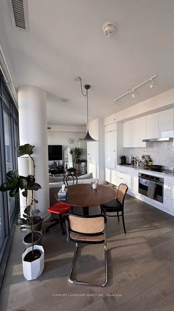 20 Lombard Street, #3516