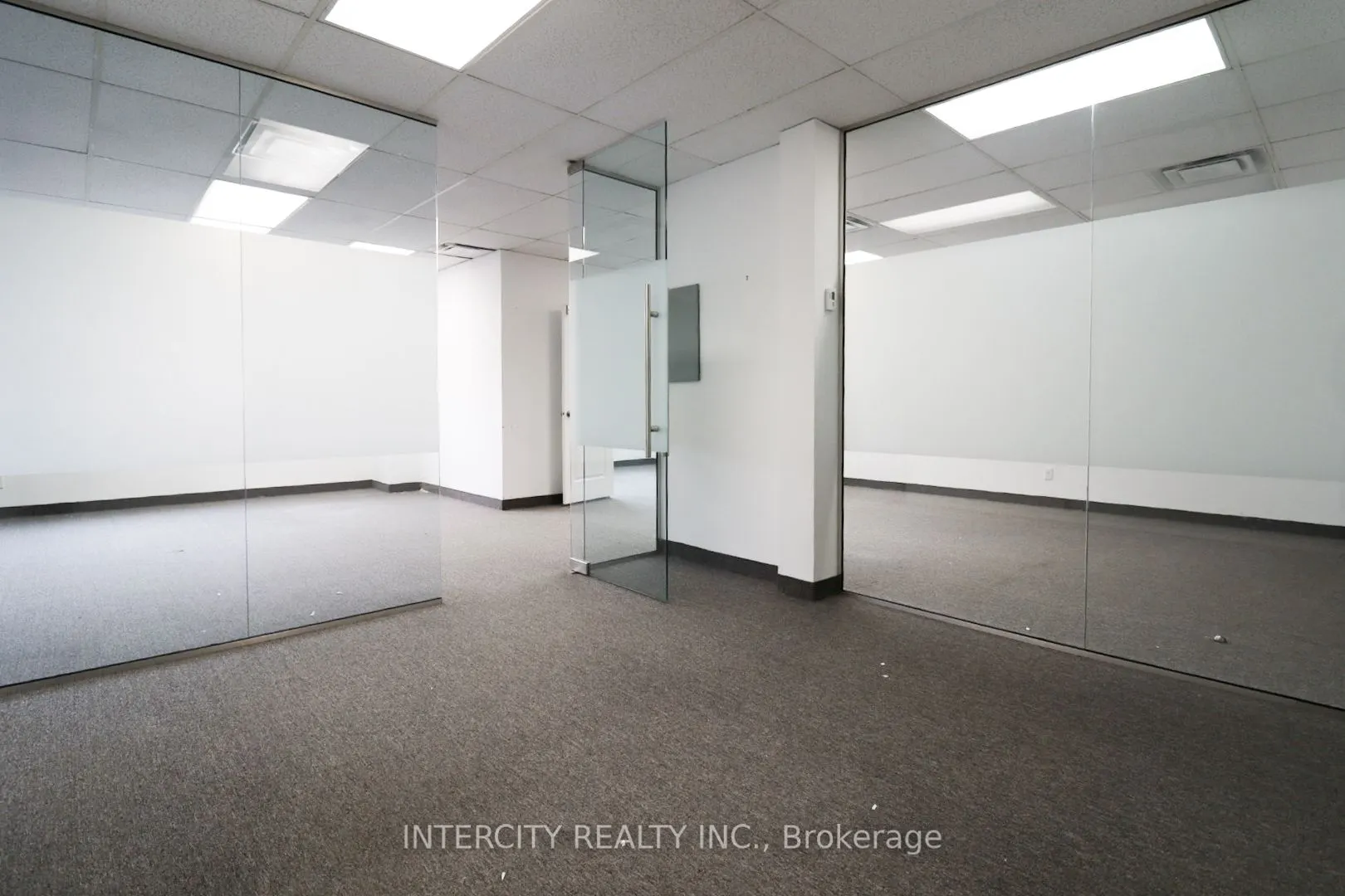 738 Sheppard Avenue E, #200