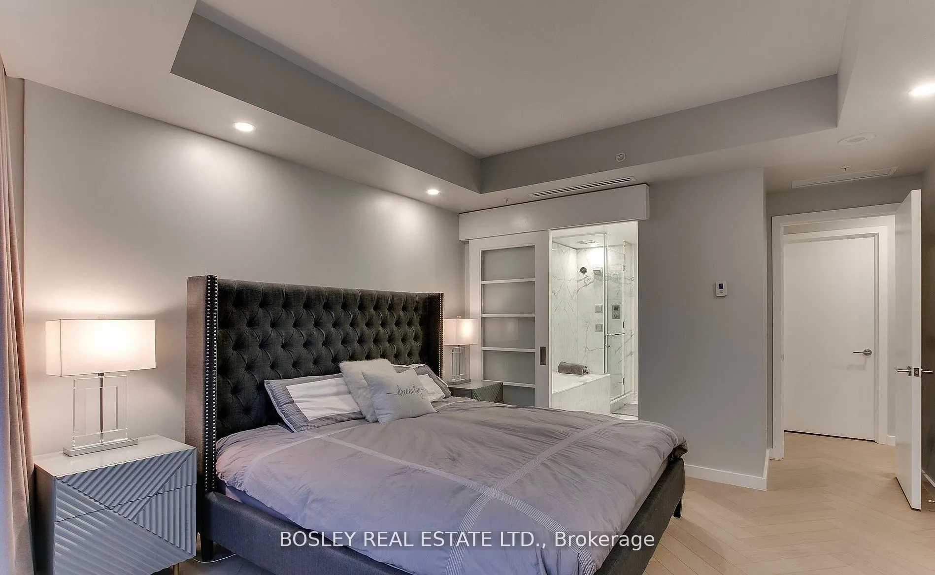180 University Avenue, #4808