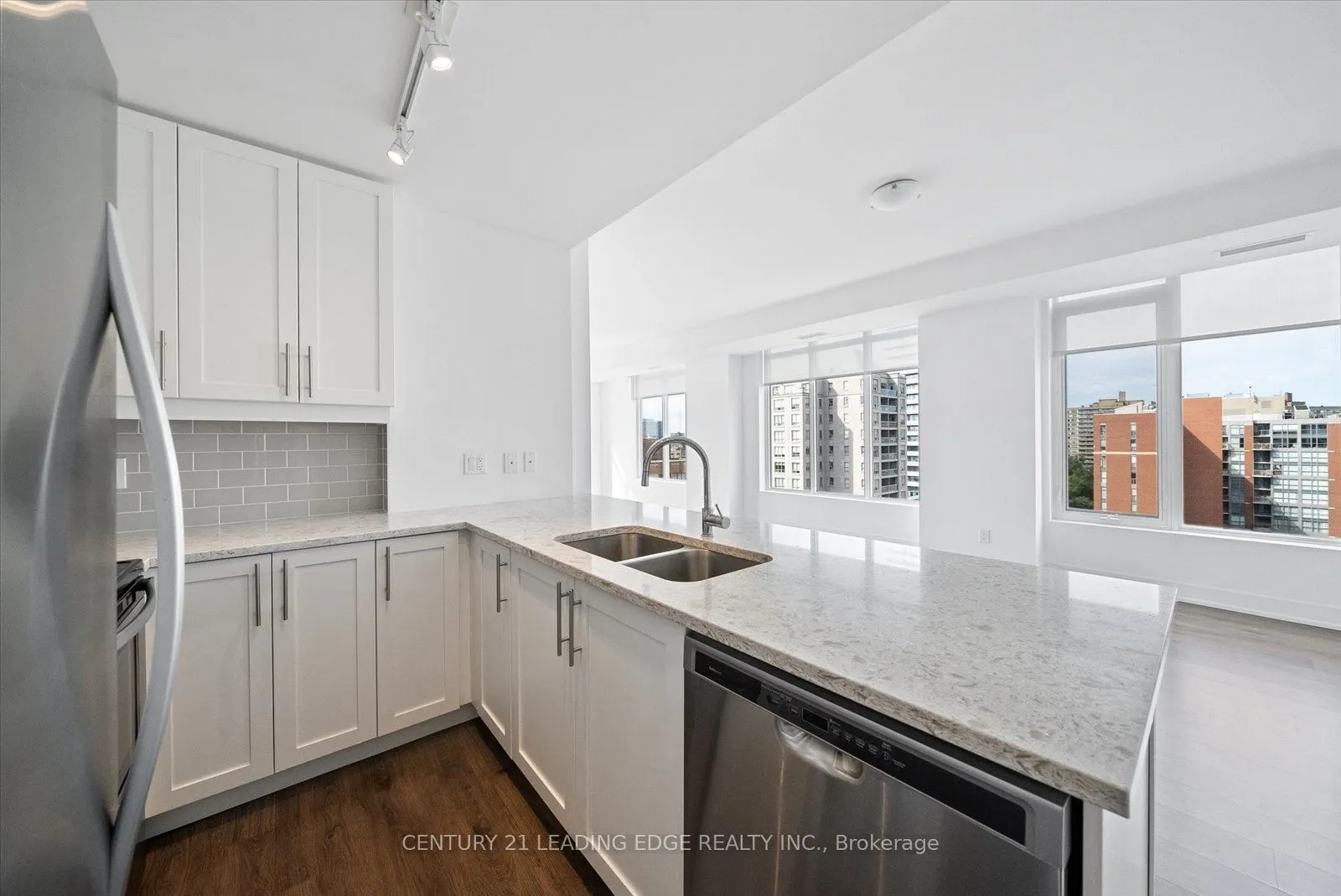 68 Merton Street, #1004
