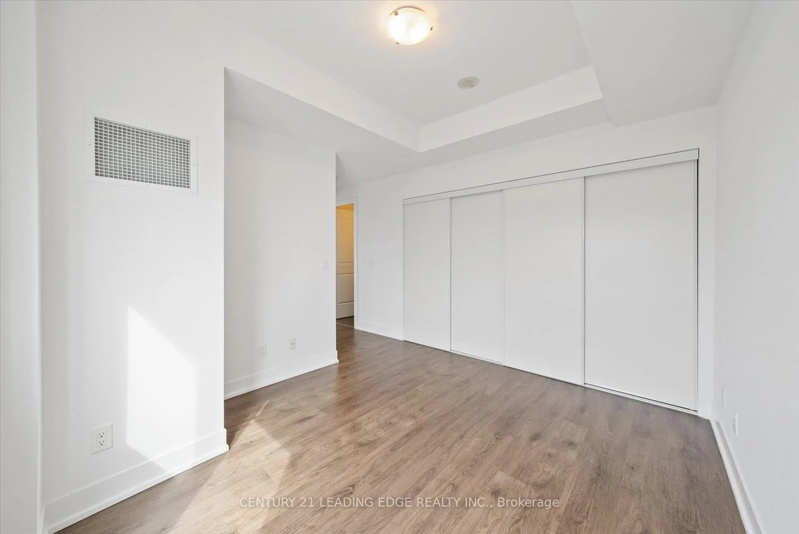 68 Merton Street, #1004