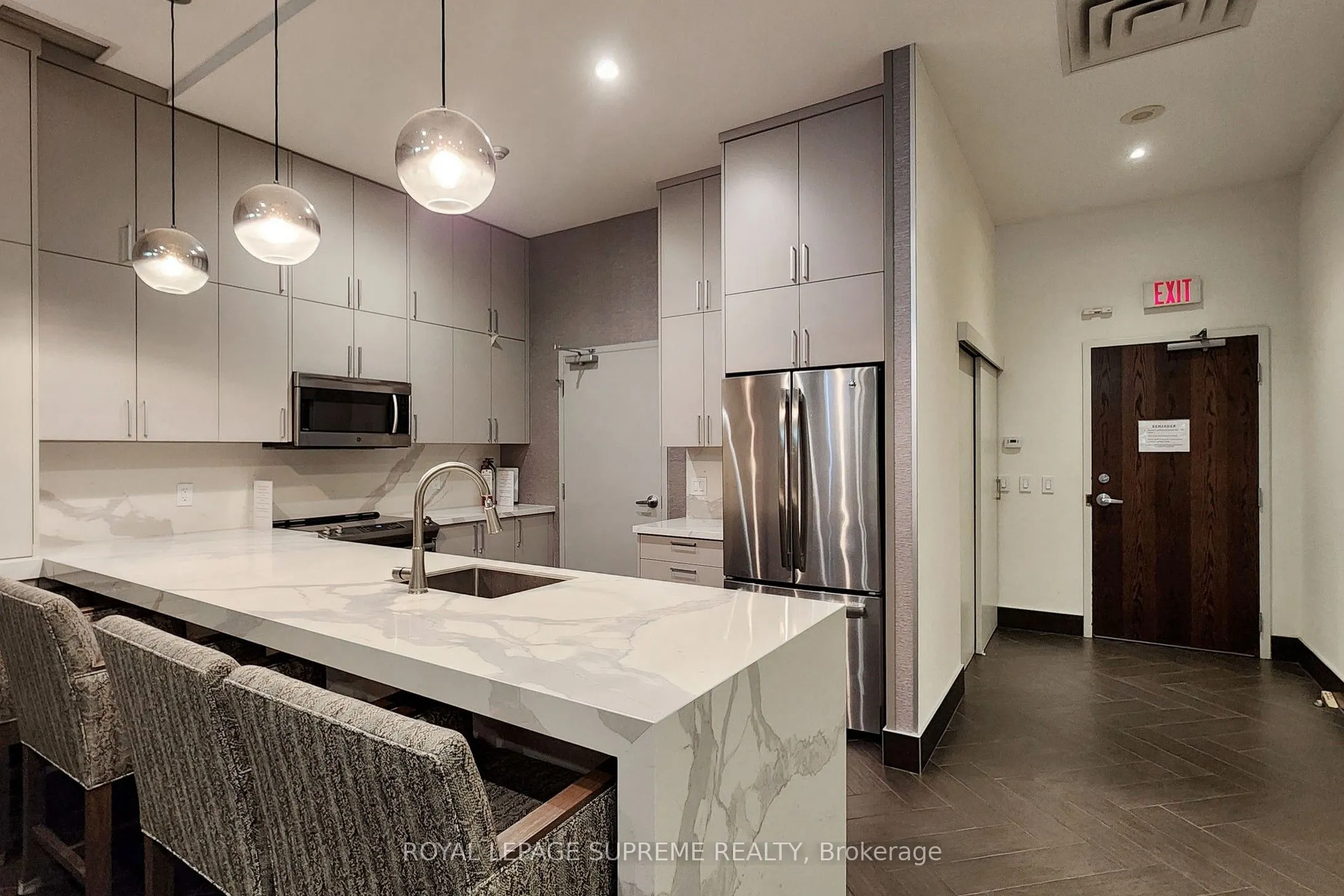 18 Kenaston Gardens, #615