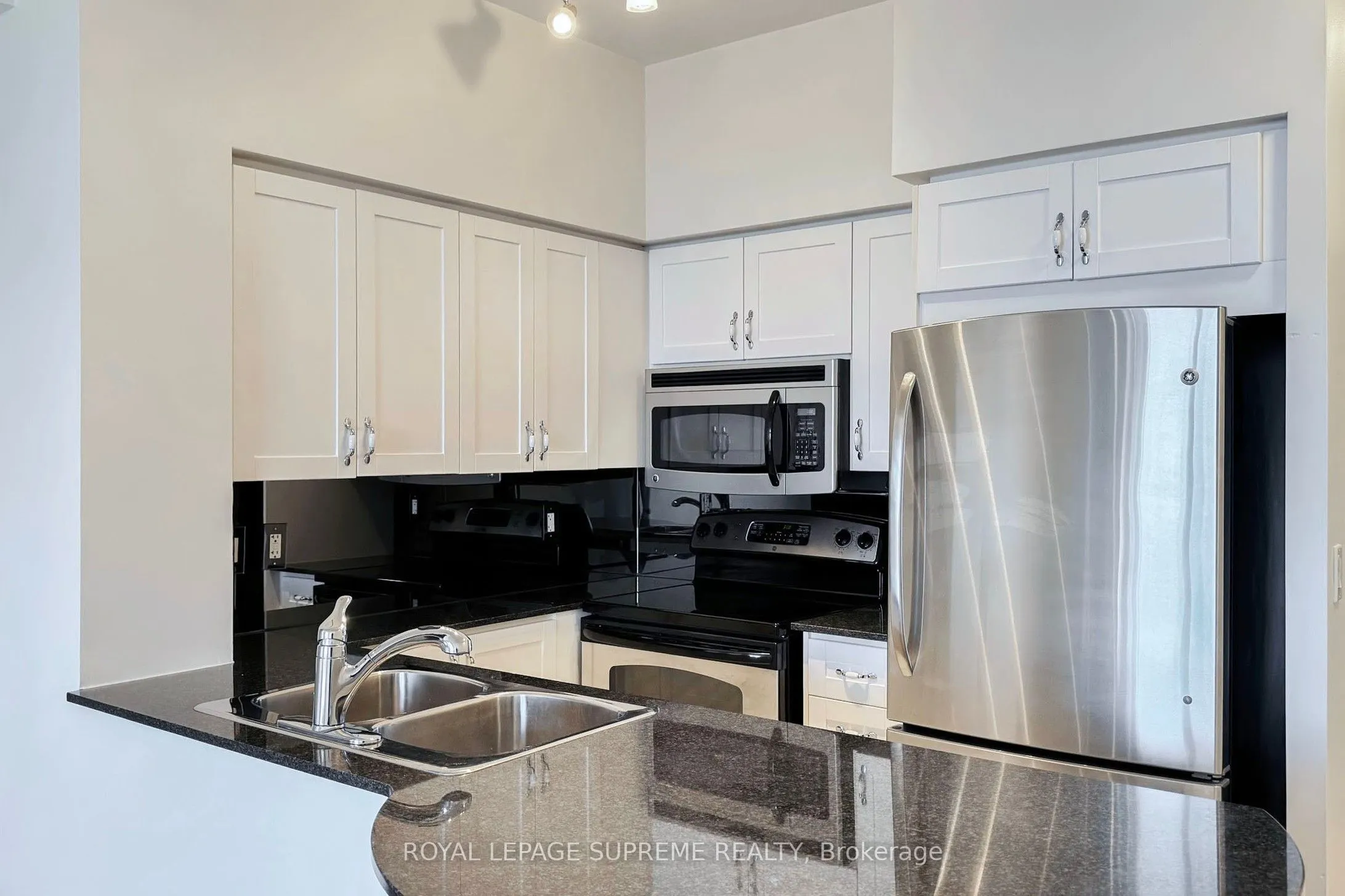 18 Kenaston Gardens, #615