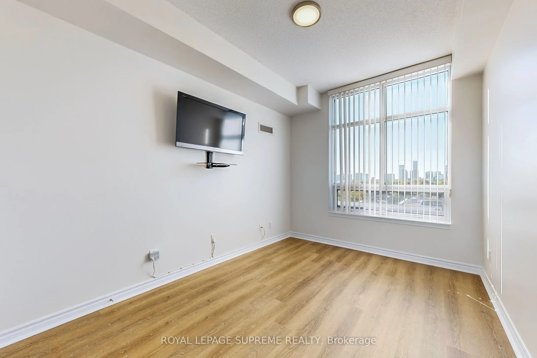 18 Kenaston Gardens, #615