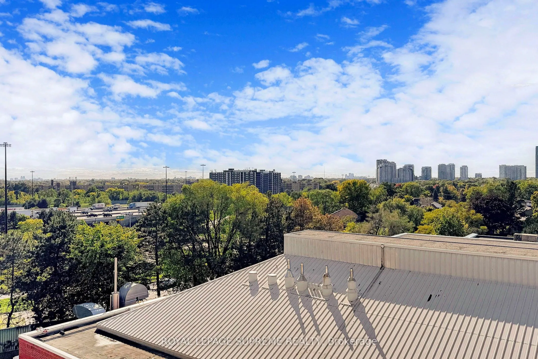 18 Kenaston Gardens, #615