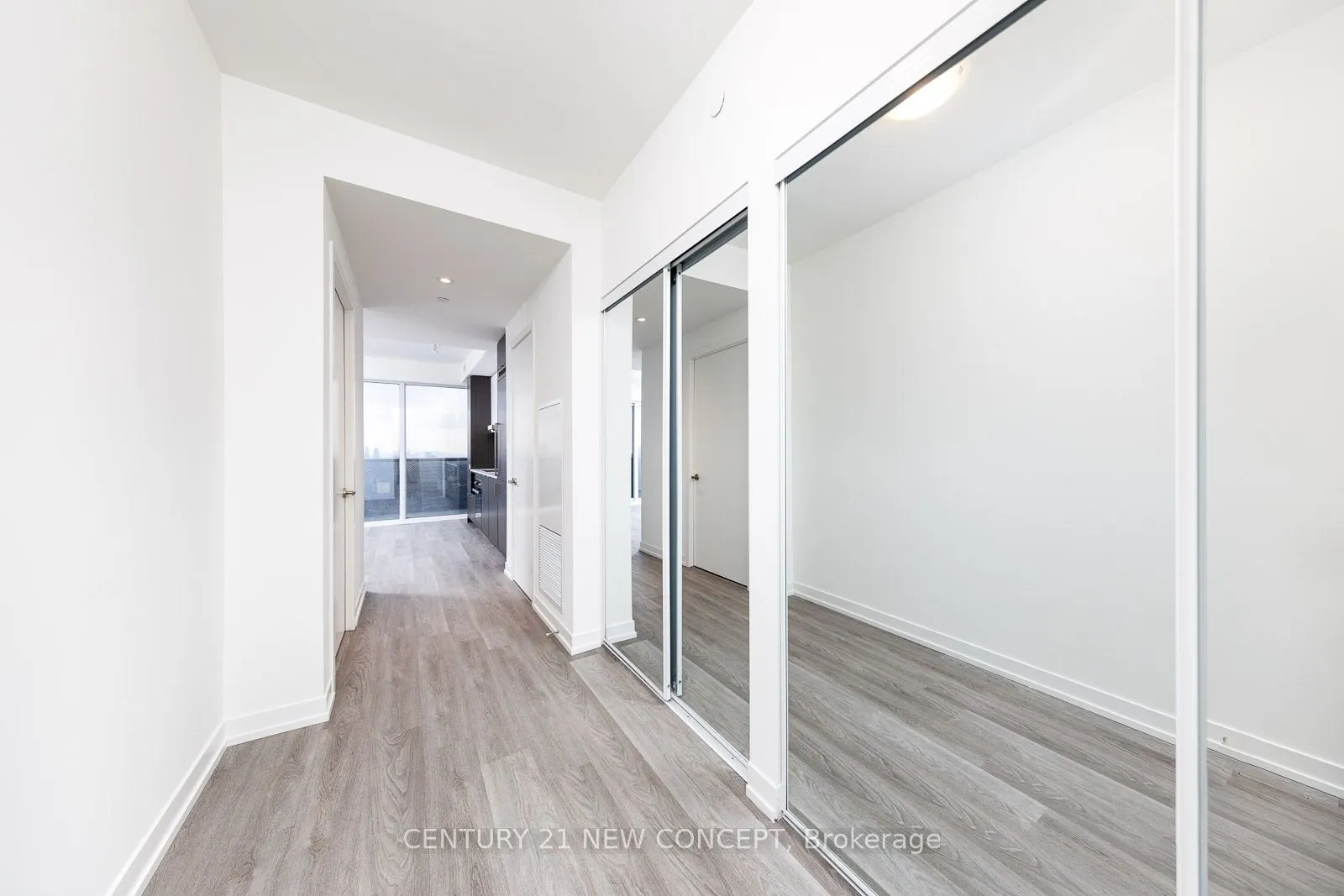 55 Cooper Street N, #7101