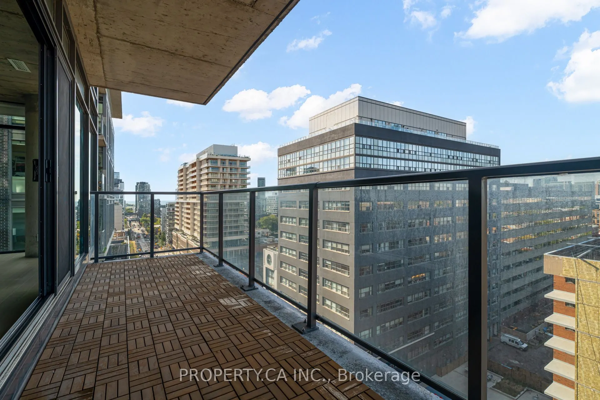 111 Bathurst Street, #1202