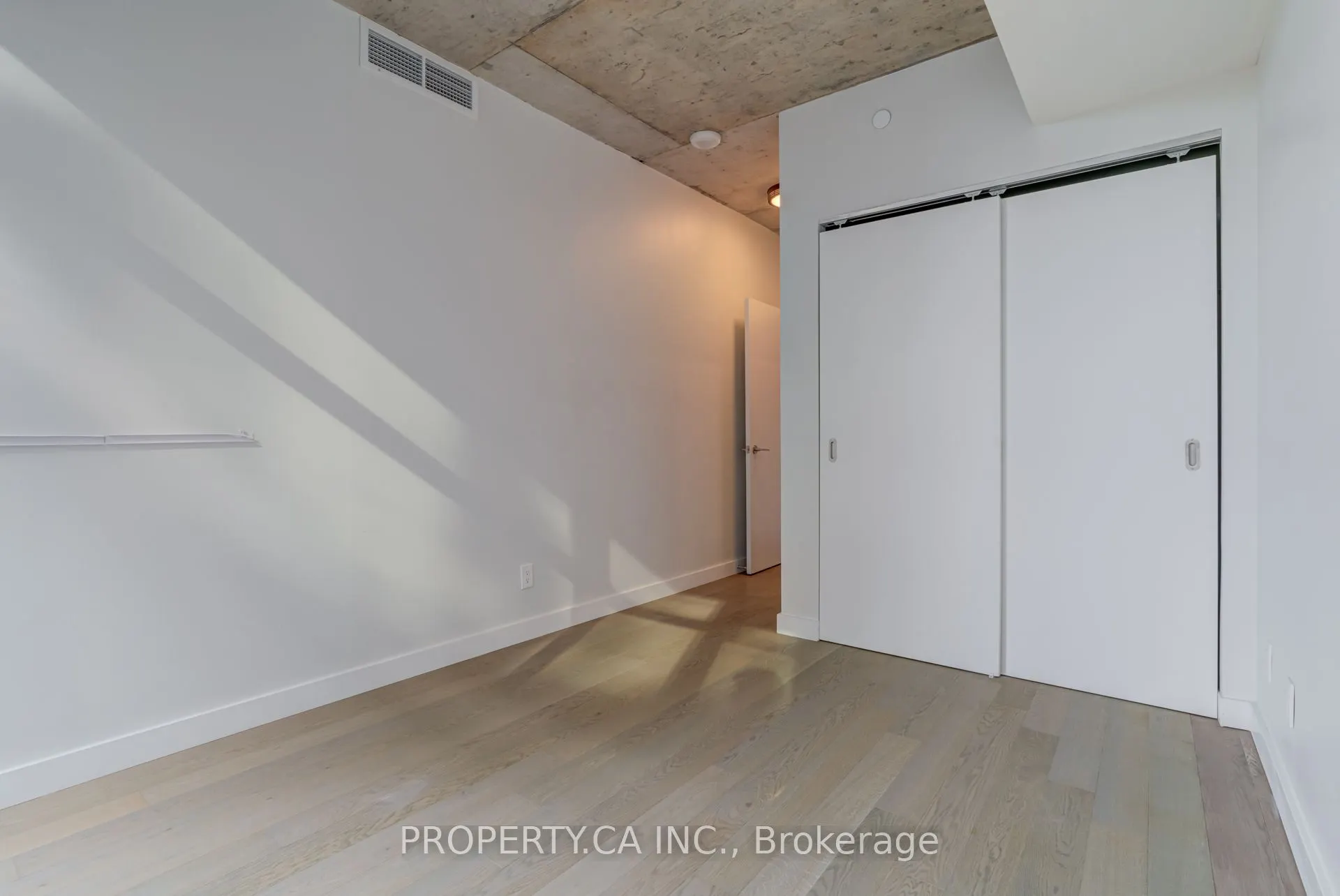111 Bathurst Street, #1202
