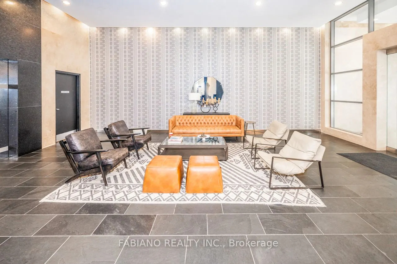 59 East Liberty Street, #909
