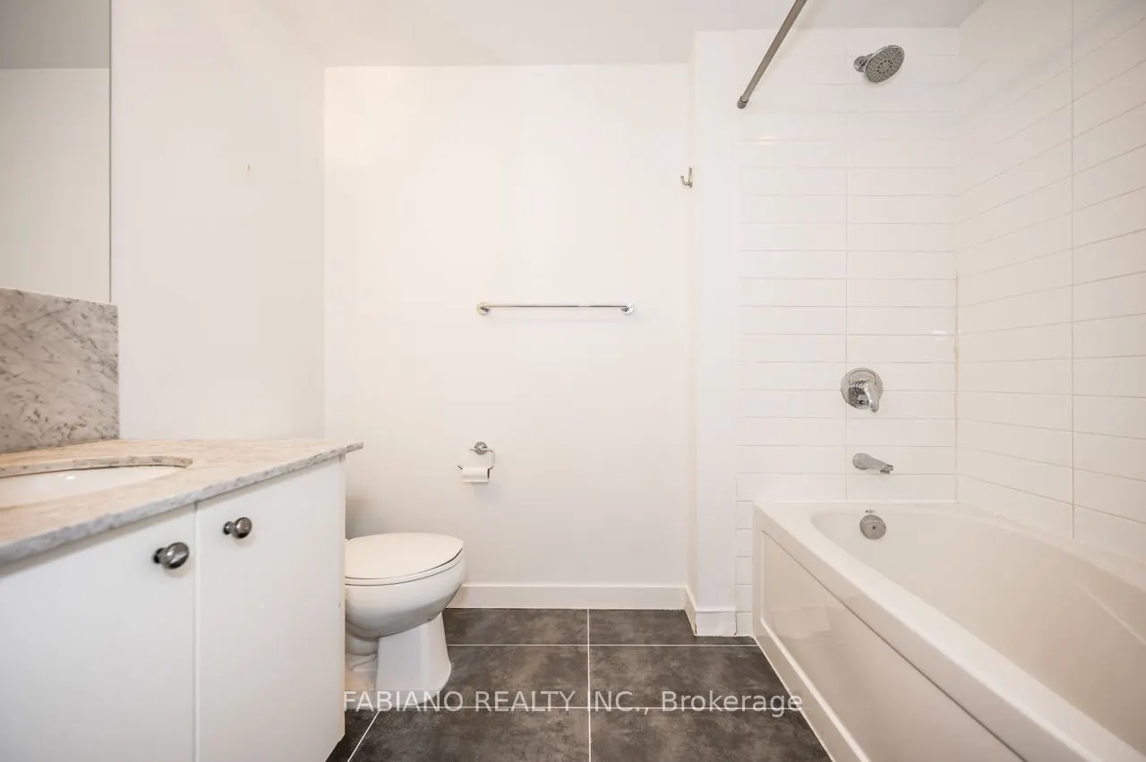 59 East Liberty Street, #909