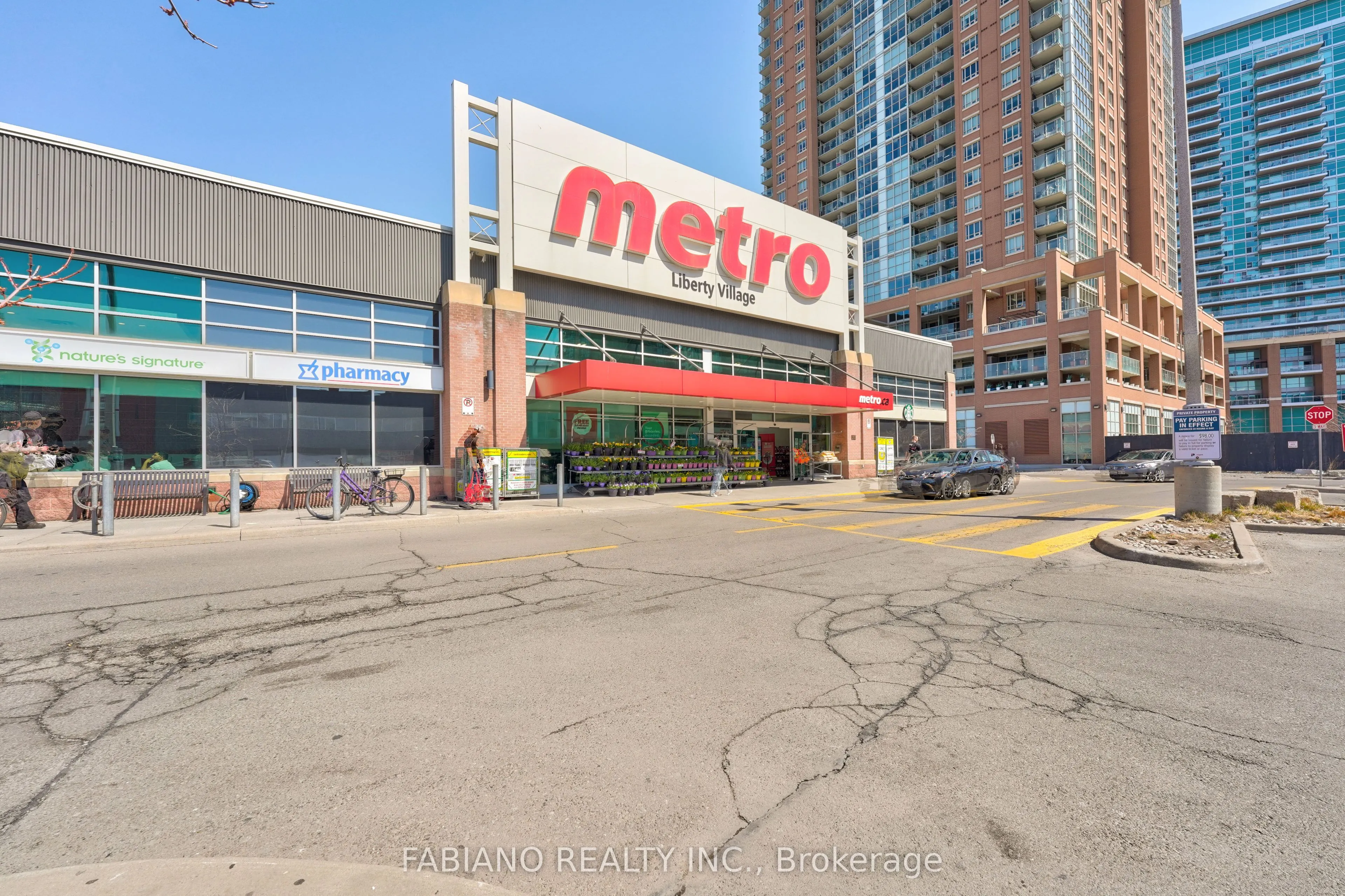 59 East Liberty Street, #909