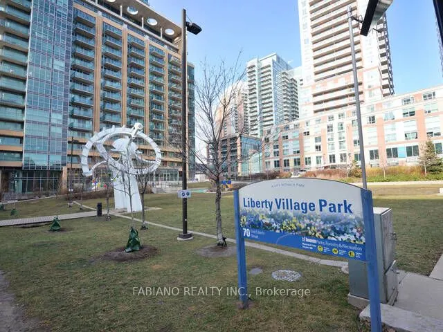 59 East Liberty Street, #909