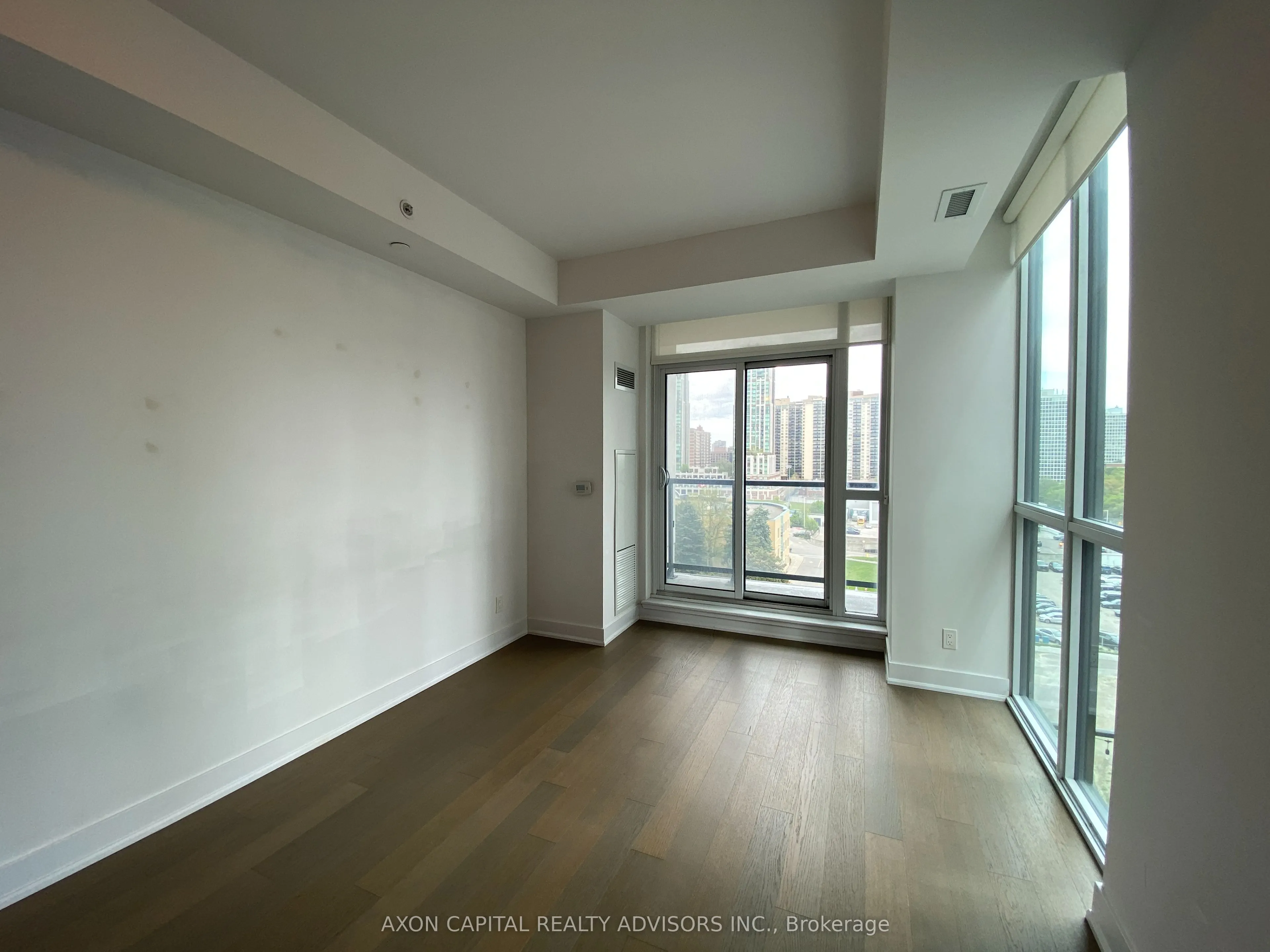 1486 Bathurst Street, #706