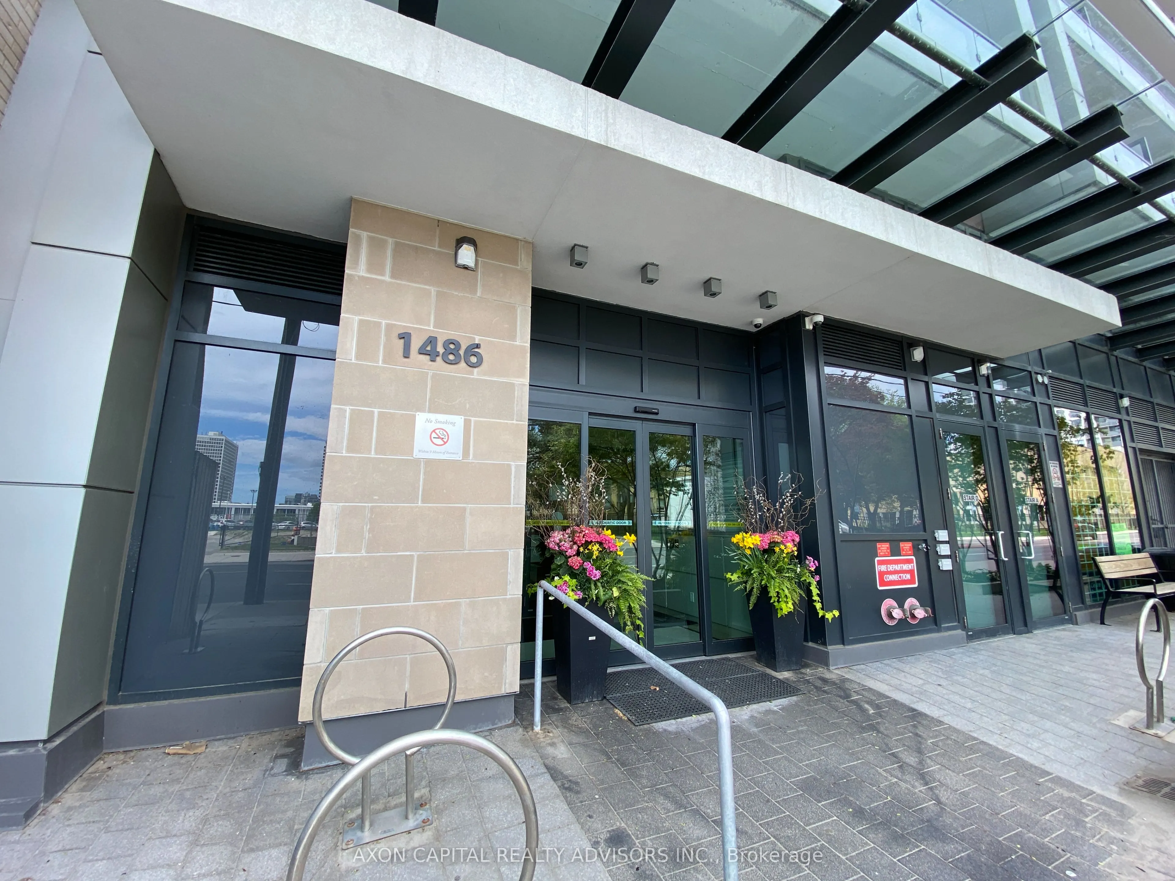1486 Bathurst Street, #706