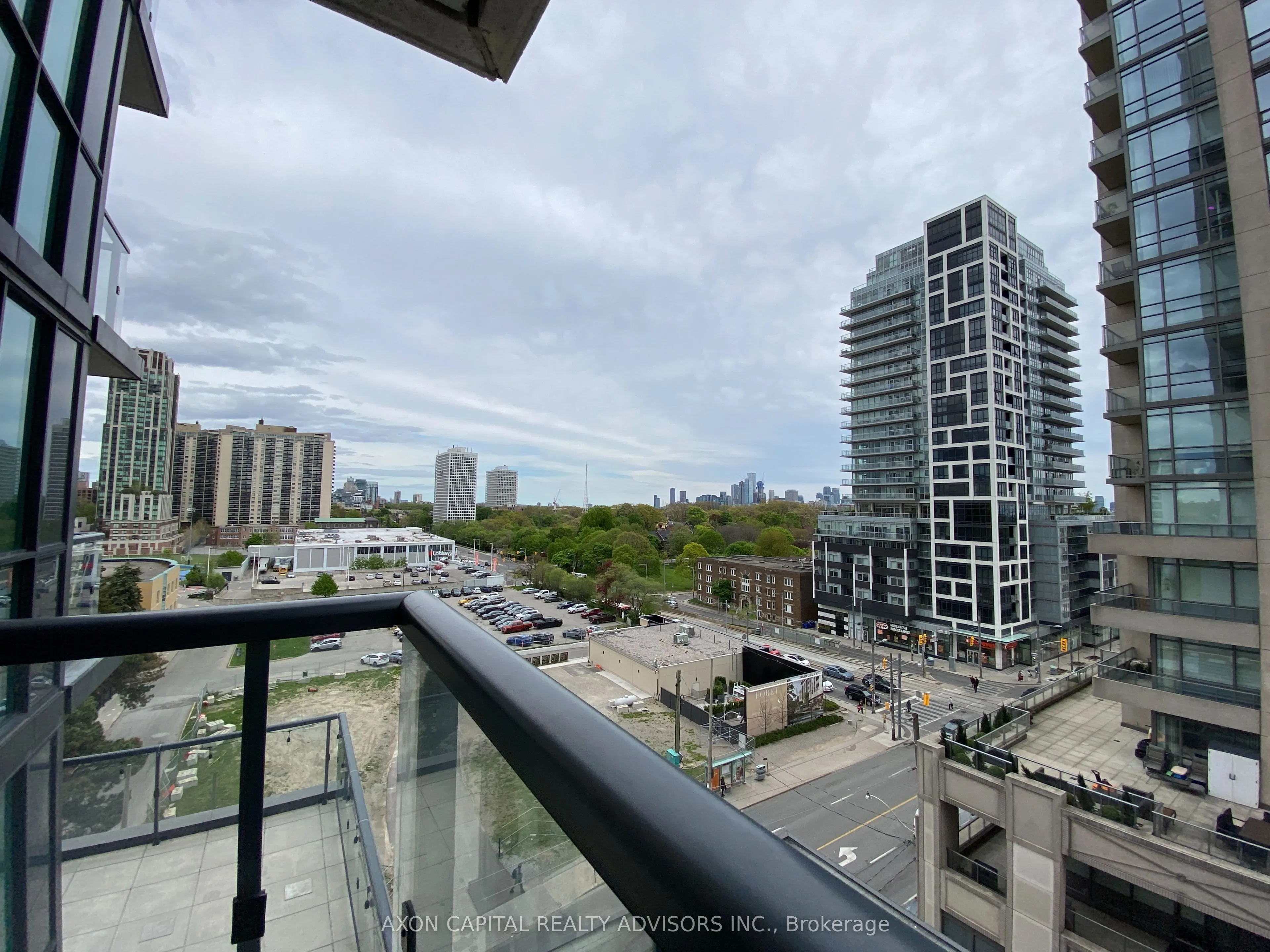 1486 Bathurst Street, #706