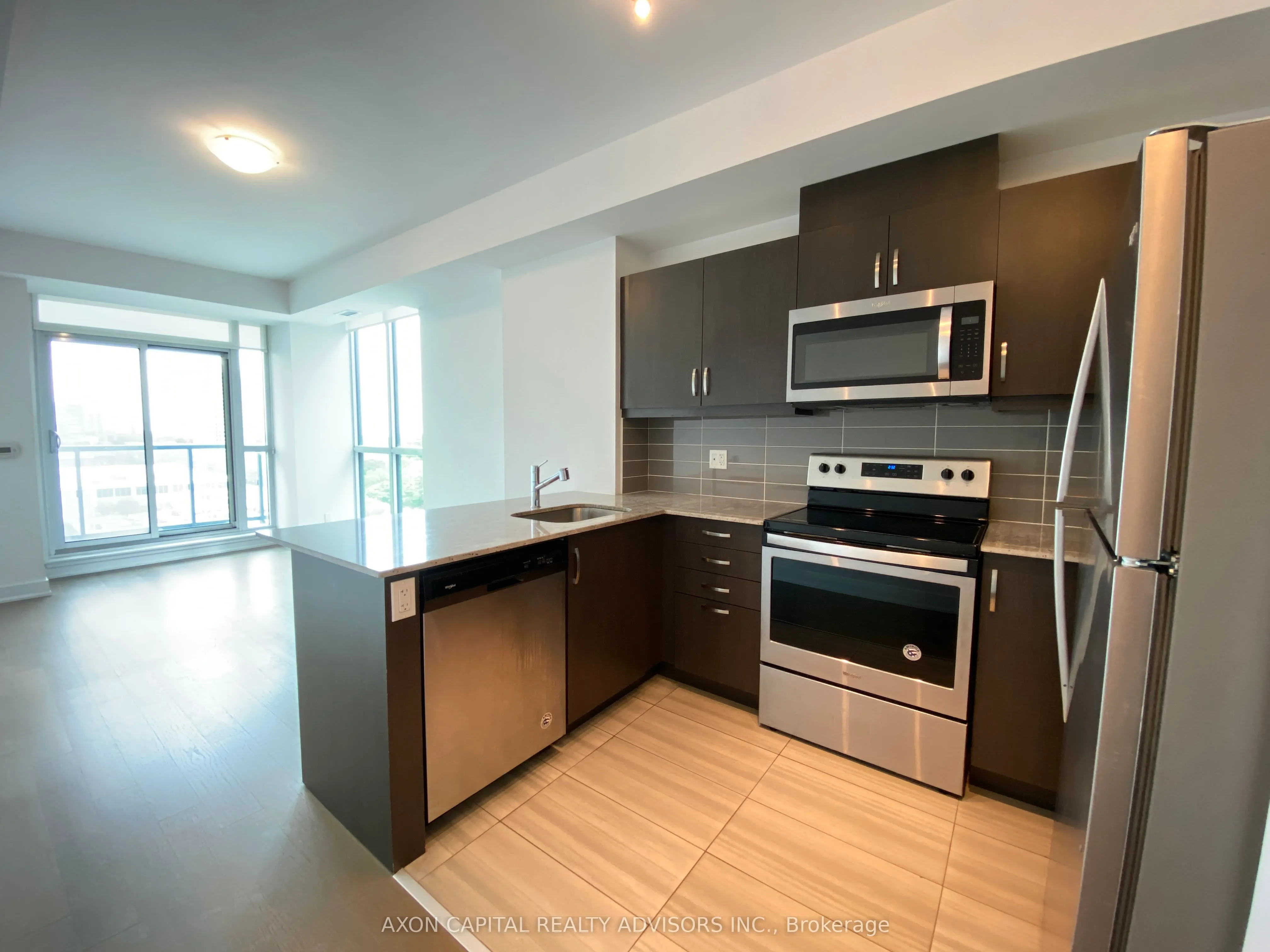 1486 Bathurst Street, #706