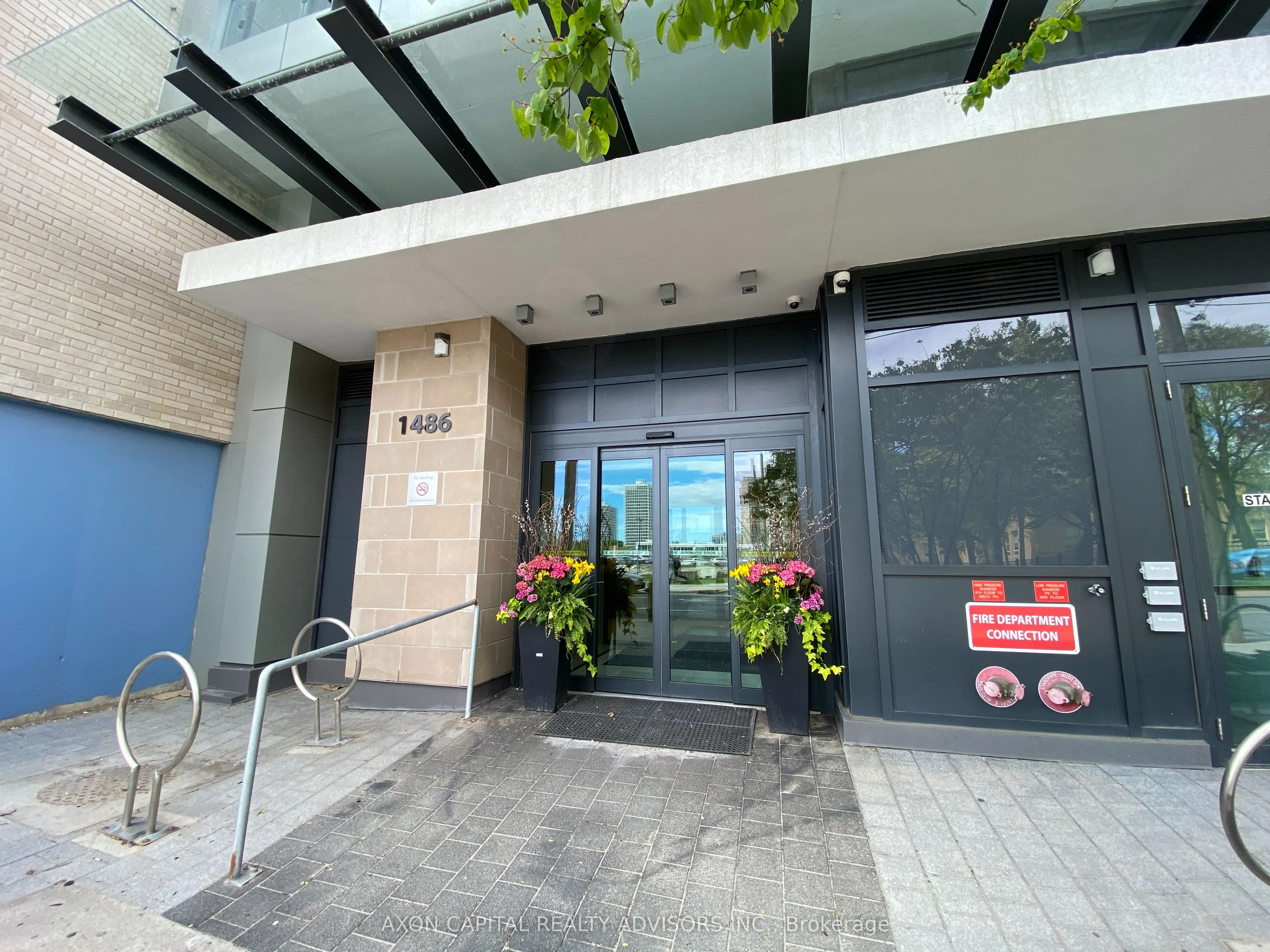 1486 Bathurst Street, #706