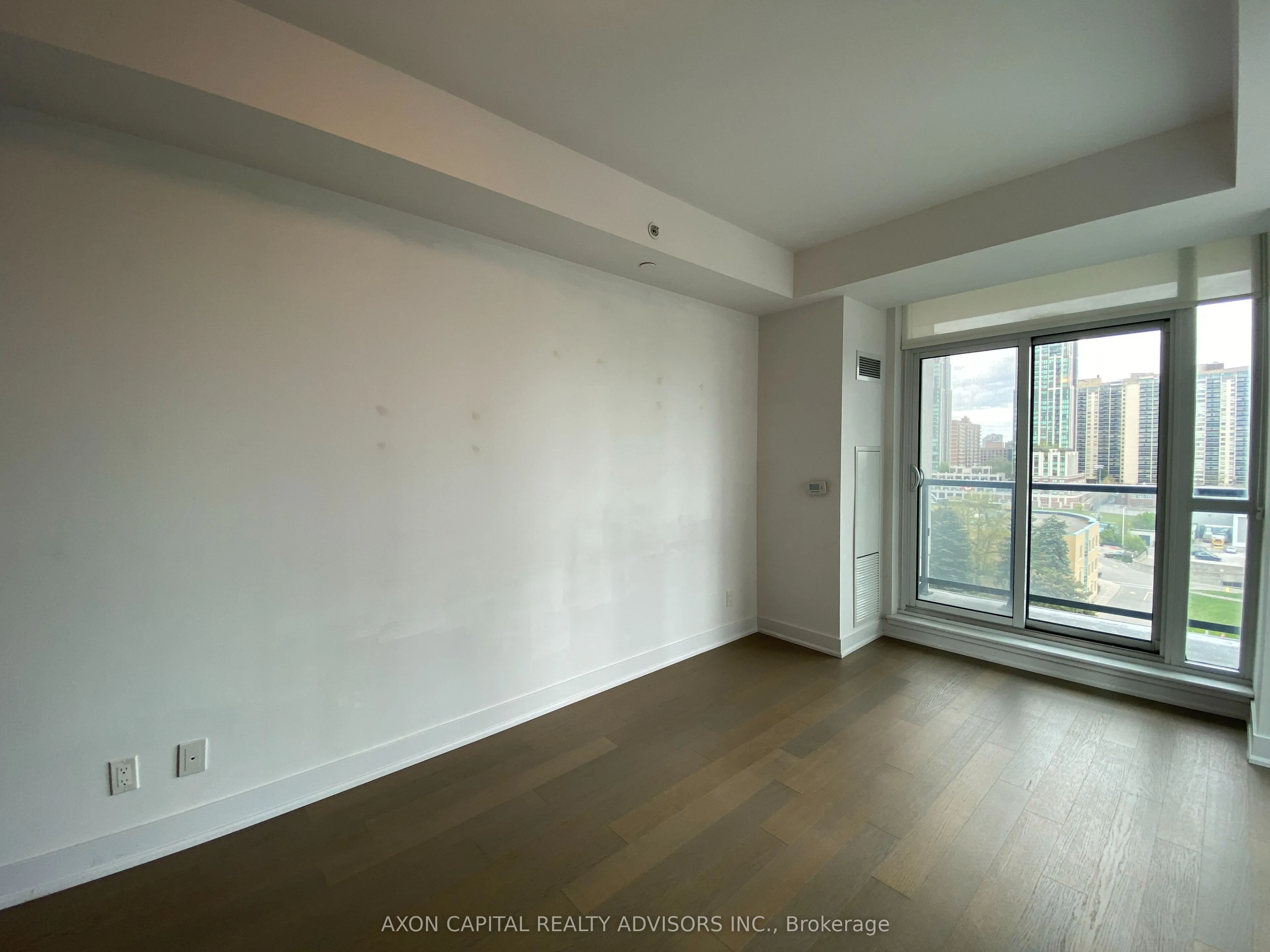 1486 Bathurst Street, #706