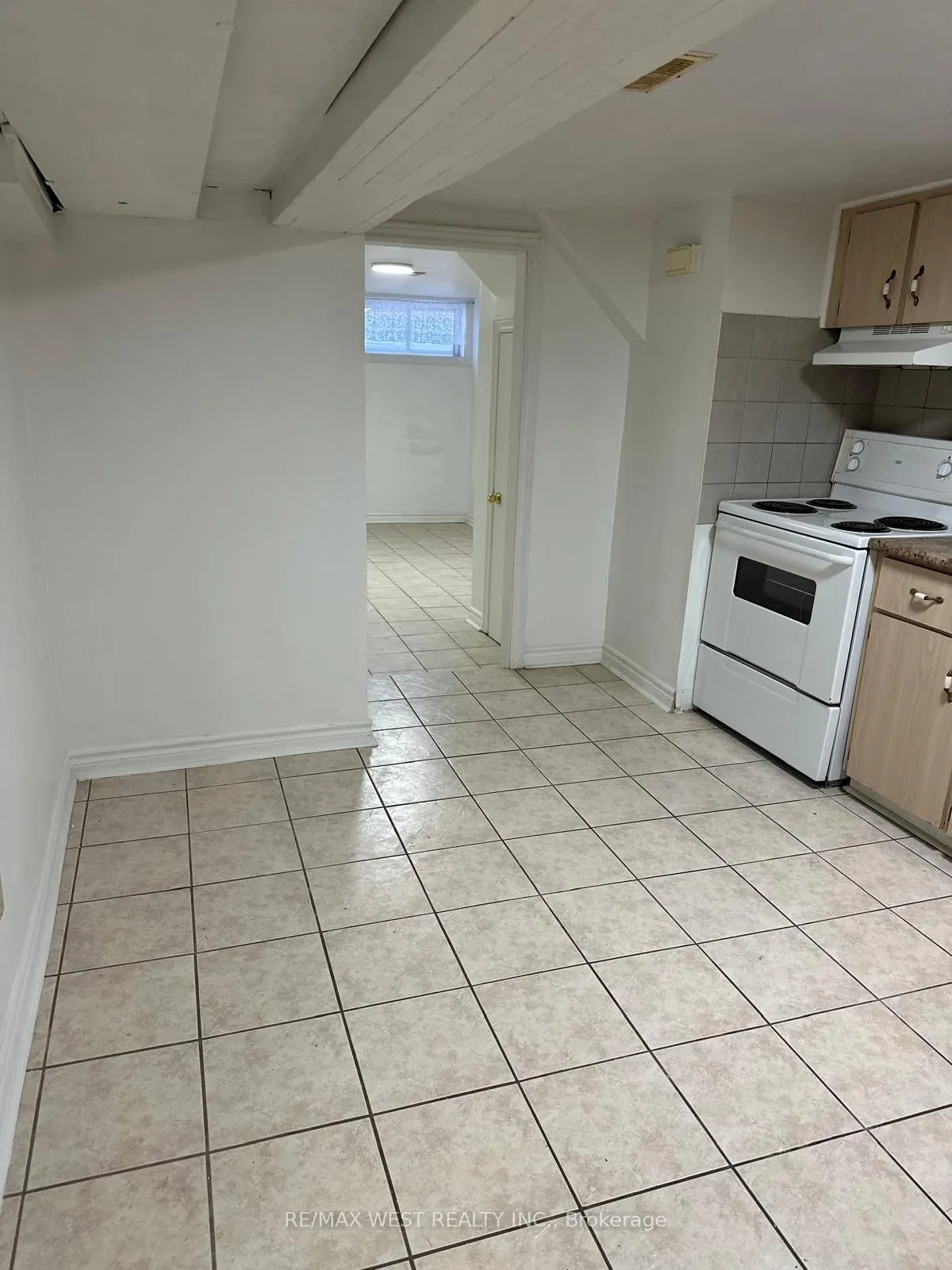 563 Ossington Avenue, #Lower