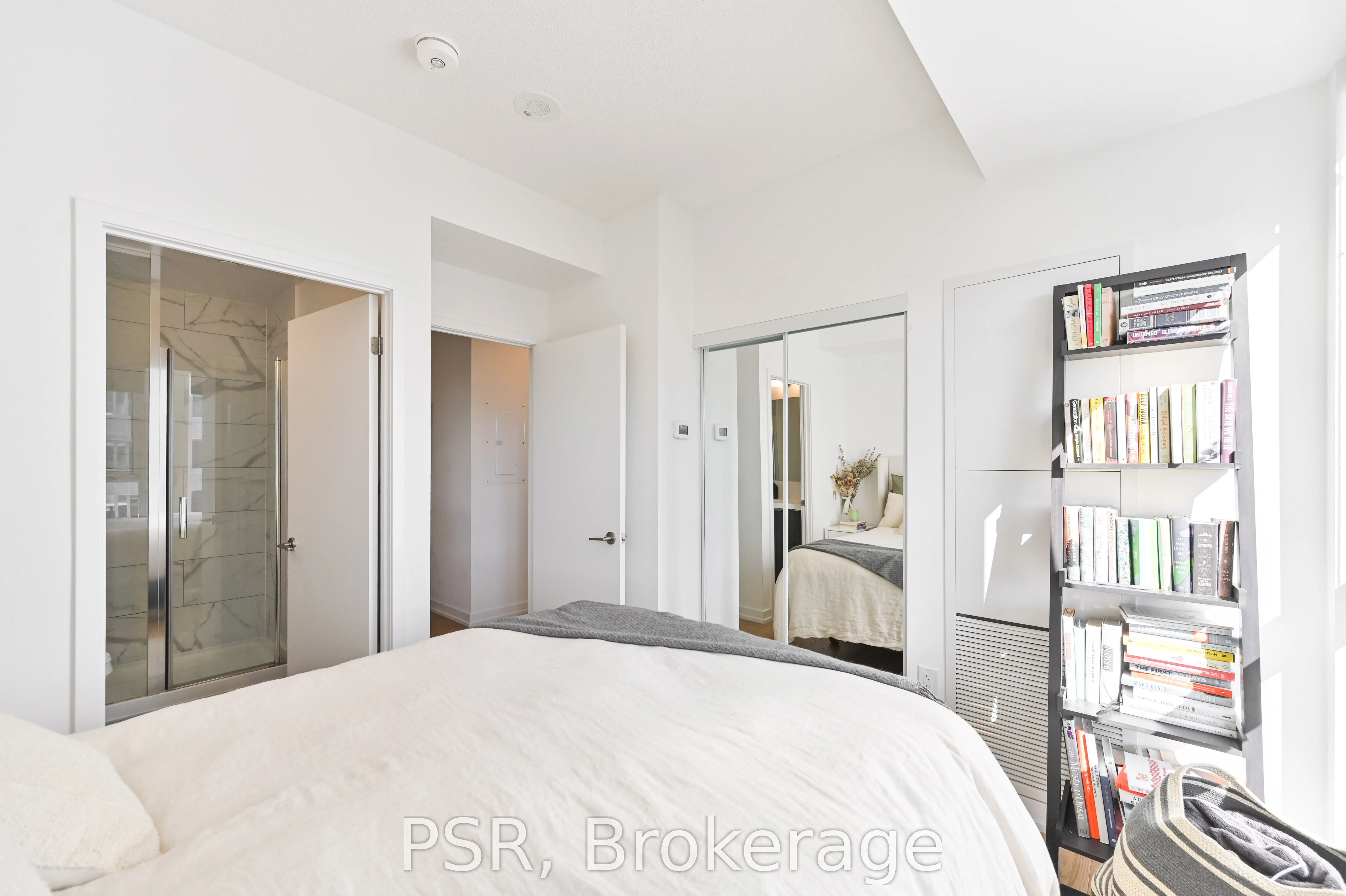 34 Tubman Avenue, #910