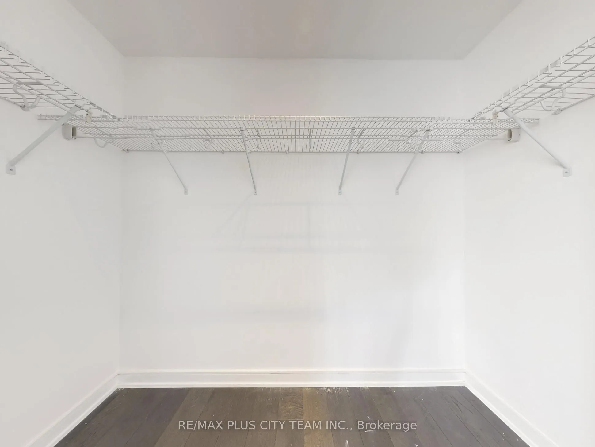 88 Scott Street, #5504