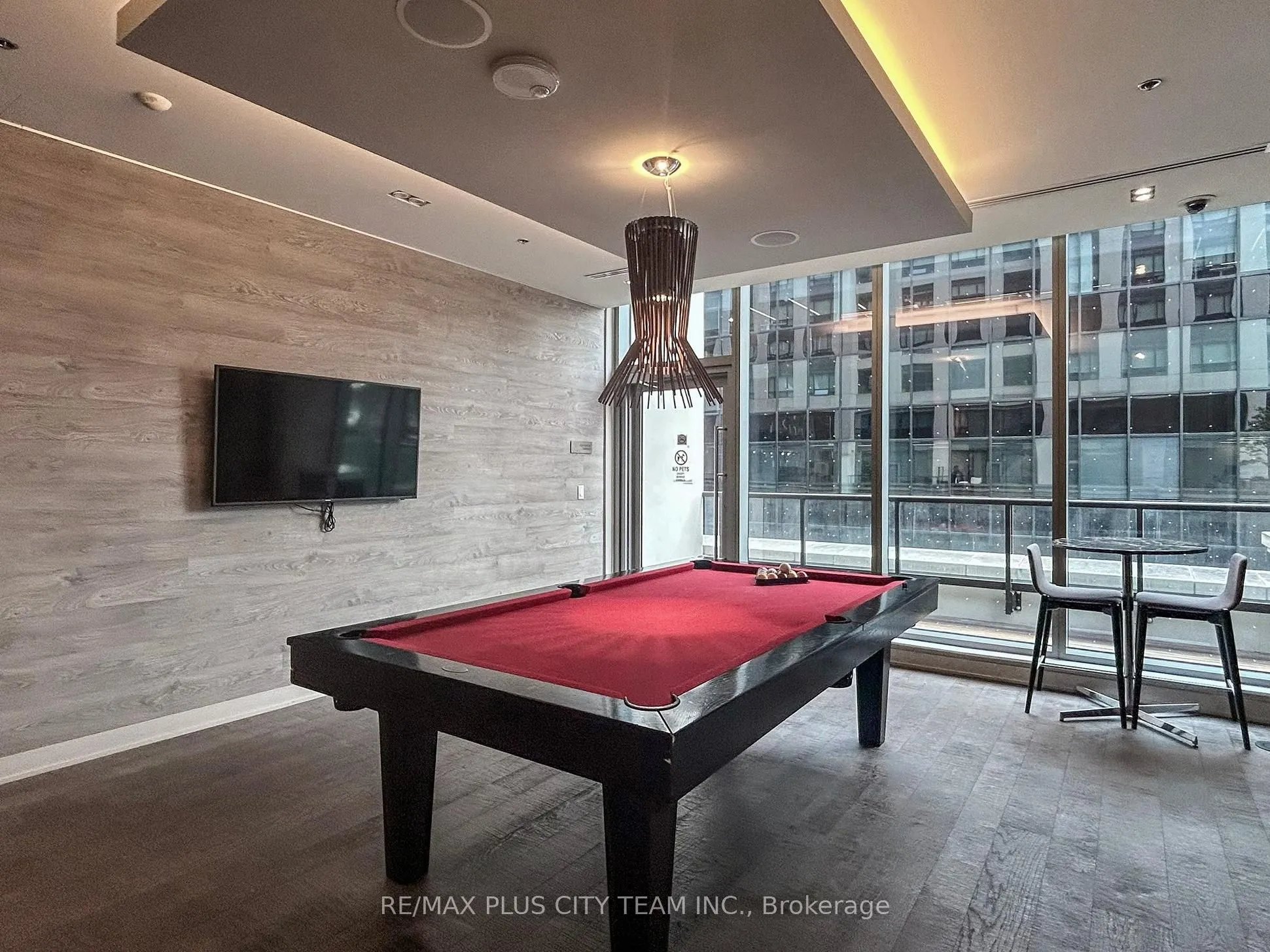 88 Scott Street, #5504