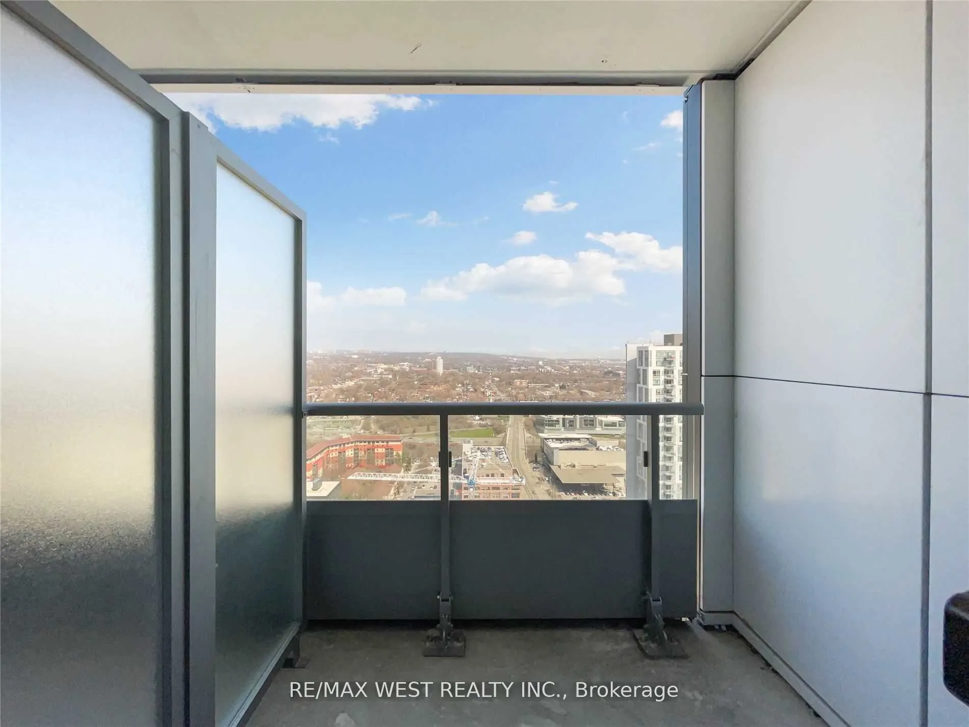 225 Sumach Street, #2802