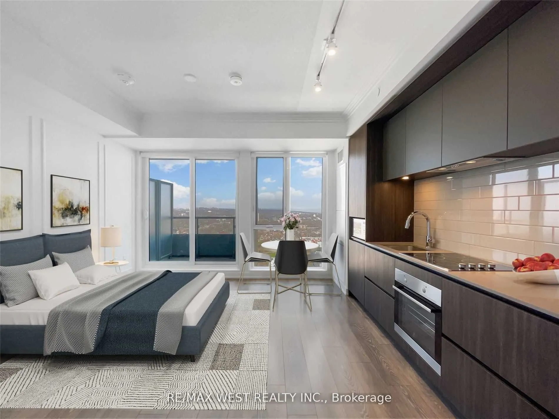 225 Sumach Street, #2802