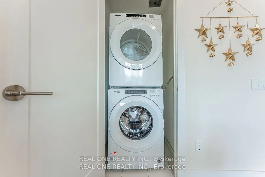 80 Vanauley Street, #303
