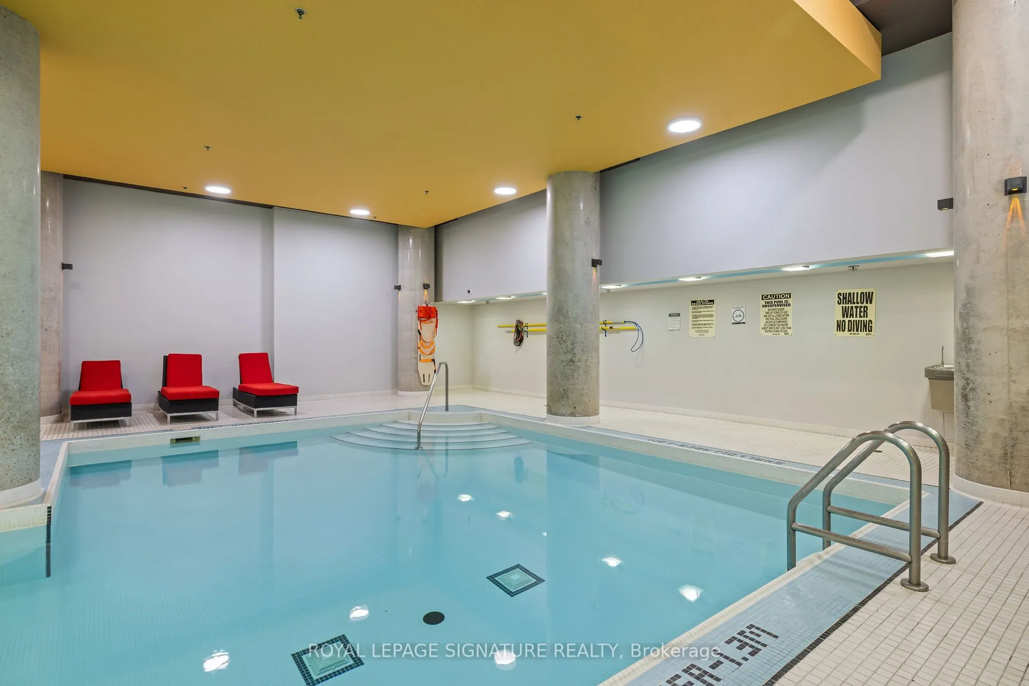 111 Elizabeth Street, #915